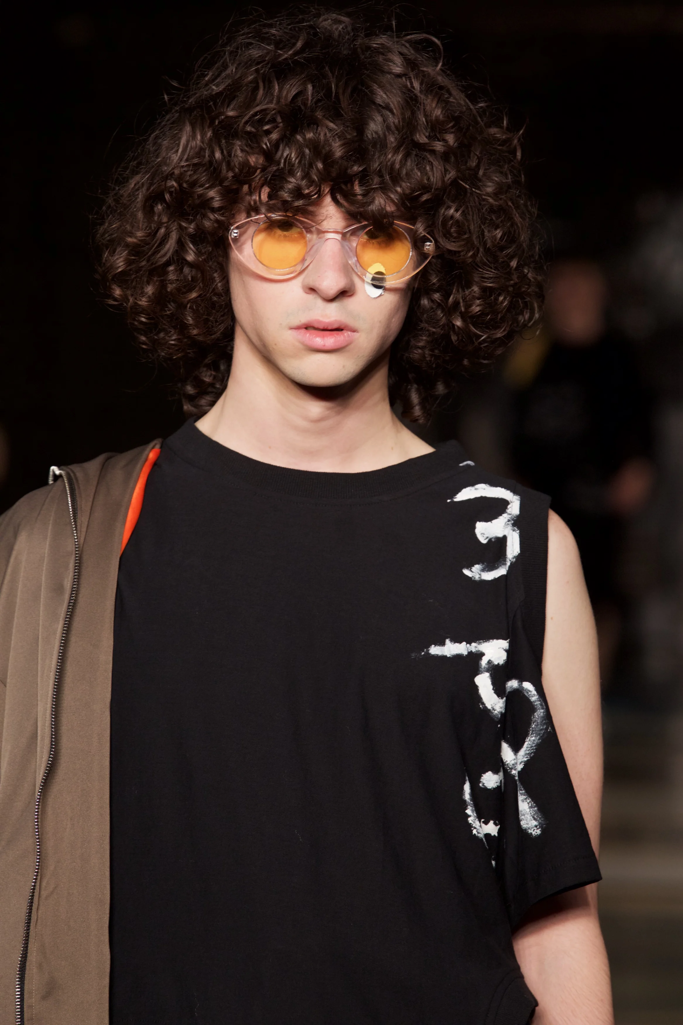 AW17-DUMPTY SS 17 © Marc Aitken 2018-10024-MA.jpg