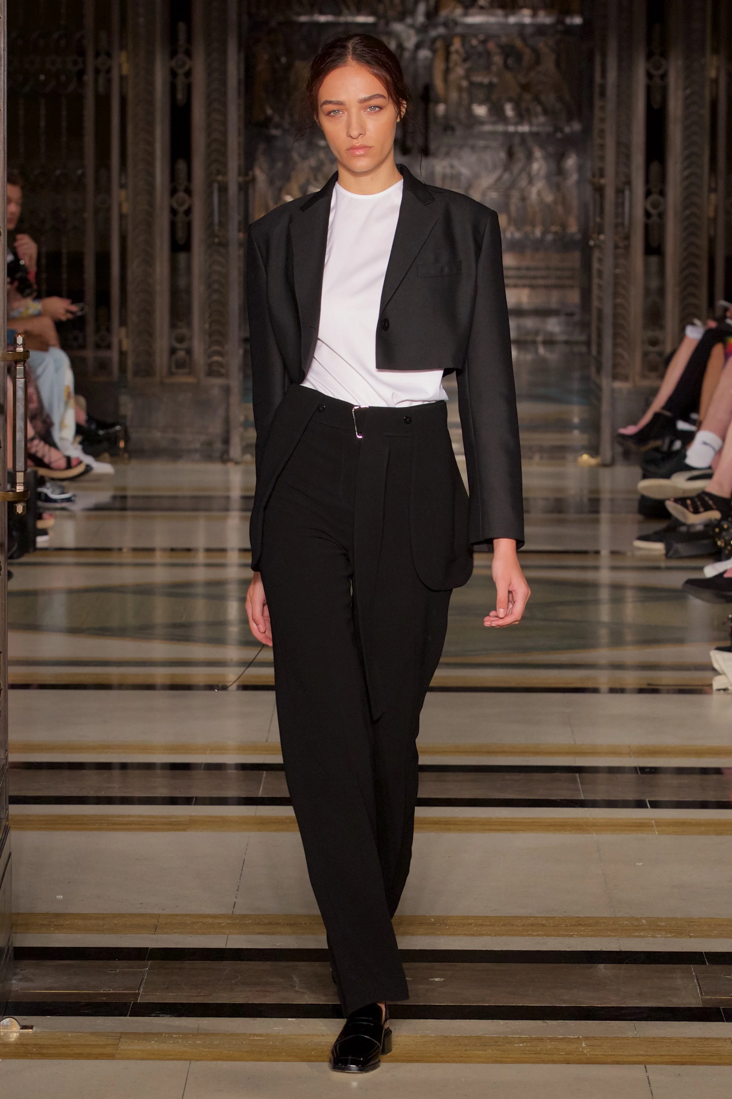 AW17-JWL SS 17 © Marc Aitken 2018-10174-MA.jpg