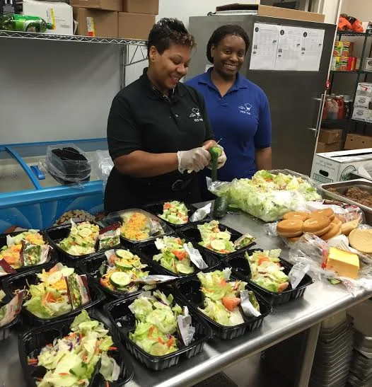 Chop It Up and Toss It: A New Take on School Lunches