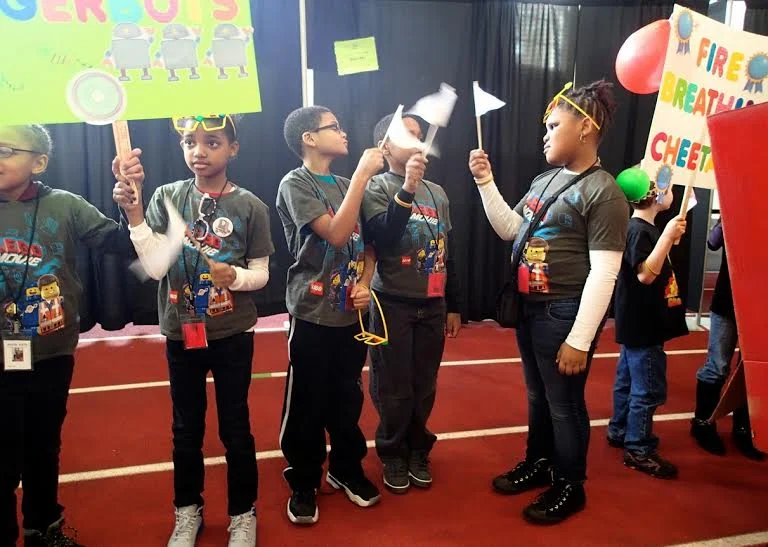 Southeast TigerBots Go To Robotics Expo
