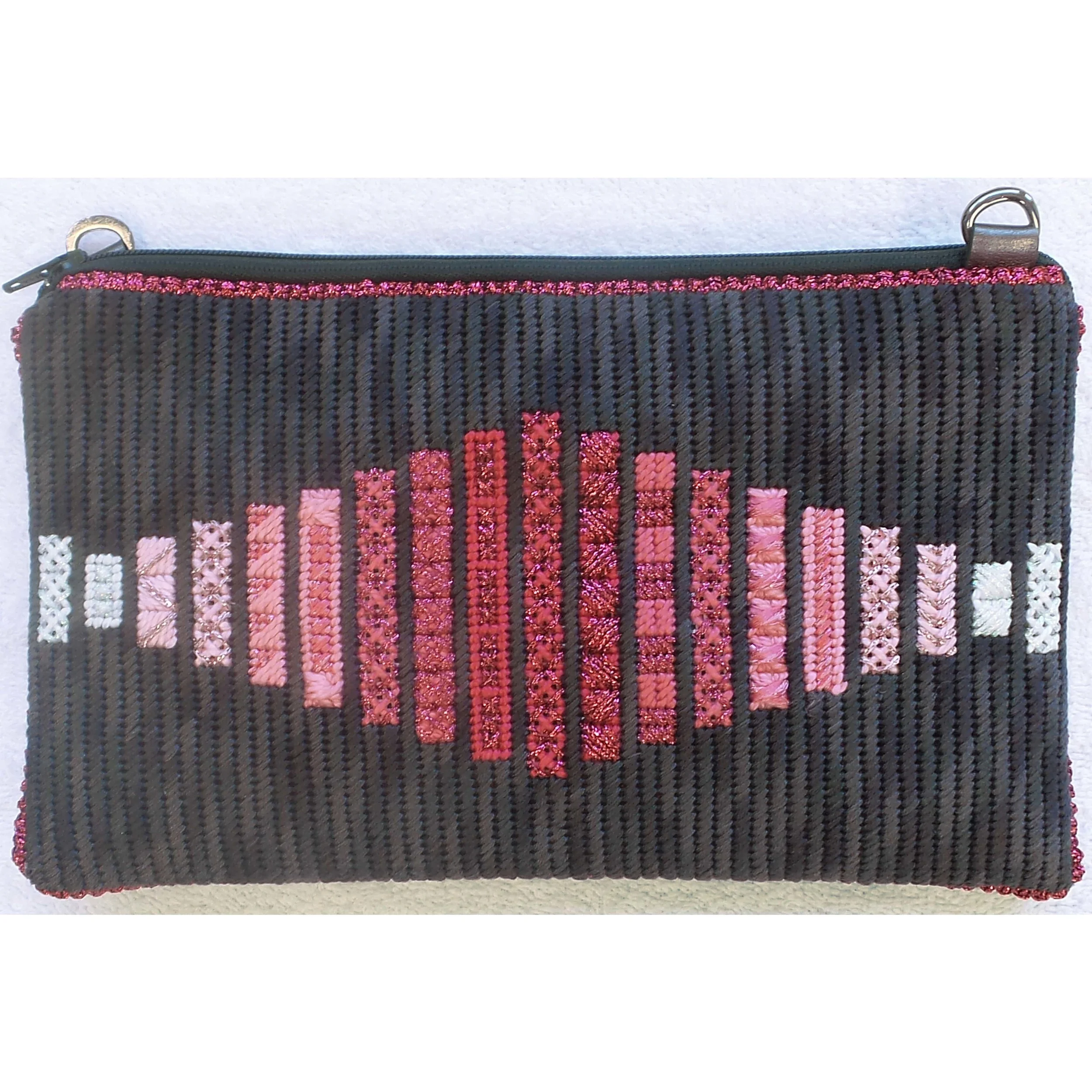 needlepoint handbag purse S155B .jpg