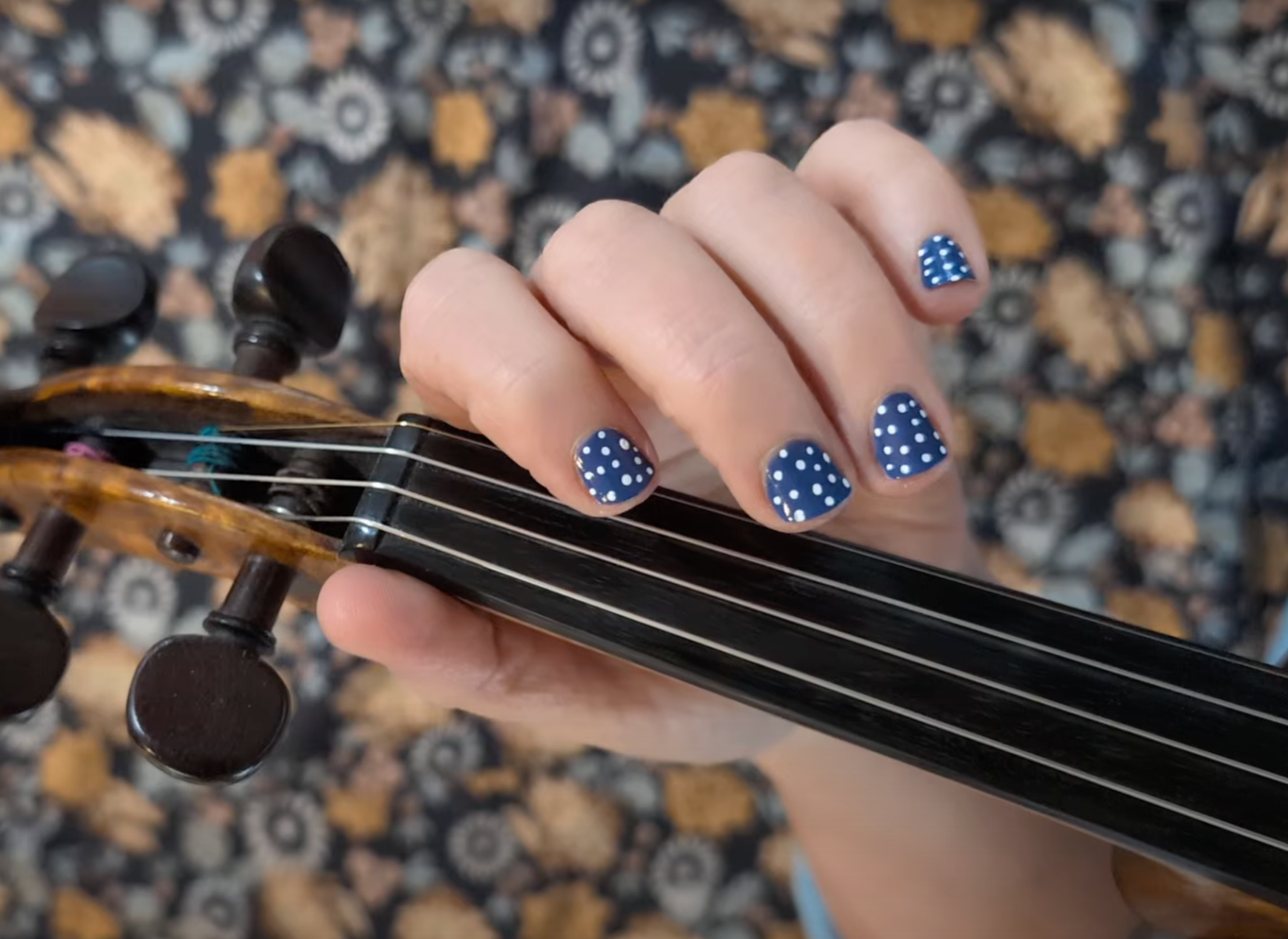 TUNE BANK • The Fiddler’s POV