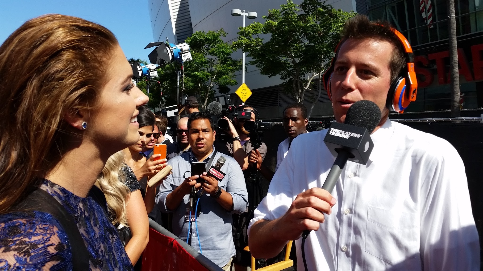 Alex Morgan with Ben Lyons from The Players' Tribune at the 2015 ESPY Awards
