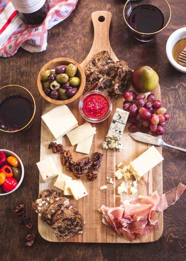 Fall-Harvest-Cheese-Board-3-635x889.jpg
