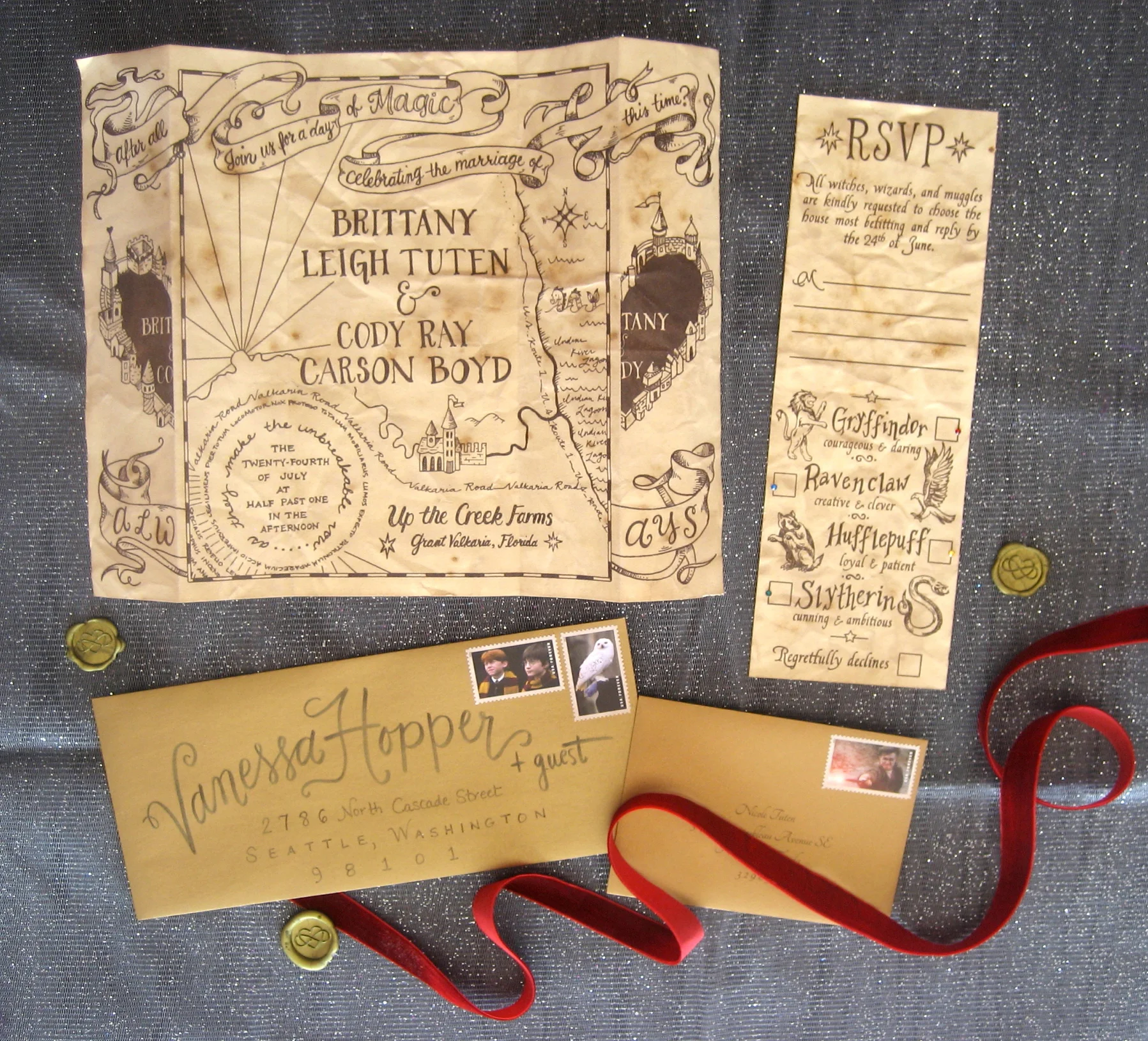 Maurader's Maps fold out into beautiful invitations for a Harry Potter themed wedding! Complete with velvet ribbon & a wax seal.