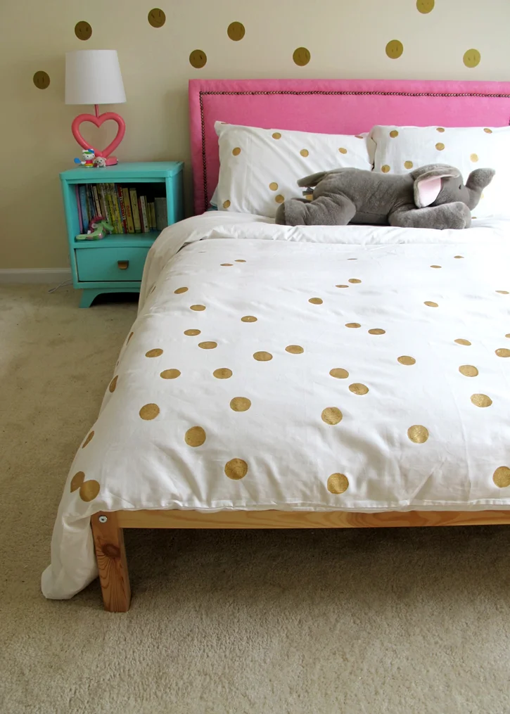 simple gold dot duvet DIY — Tag & Tibby Design