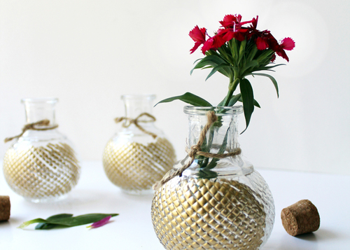 Flowers In A Vase: 10 minute gold leaf bud vase — Tag & Tibby Design