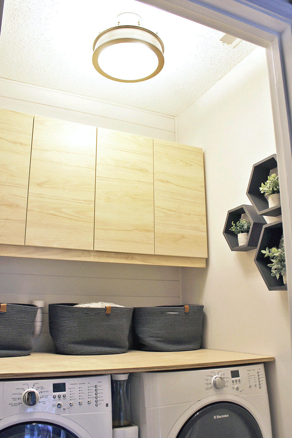 laundry room lighting home depot