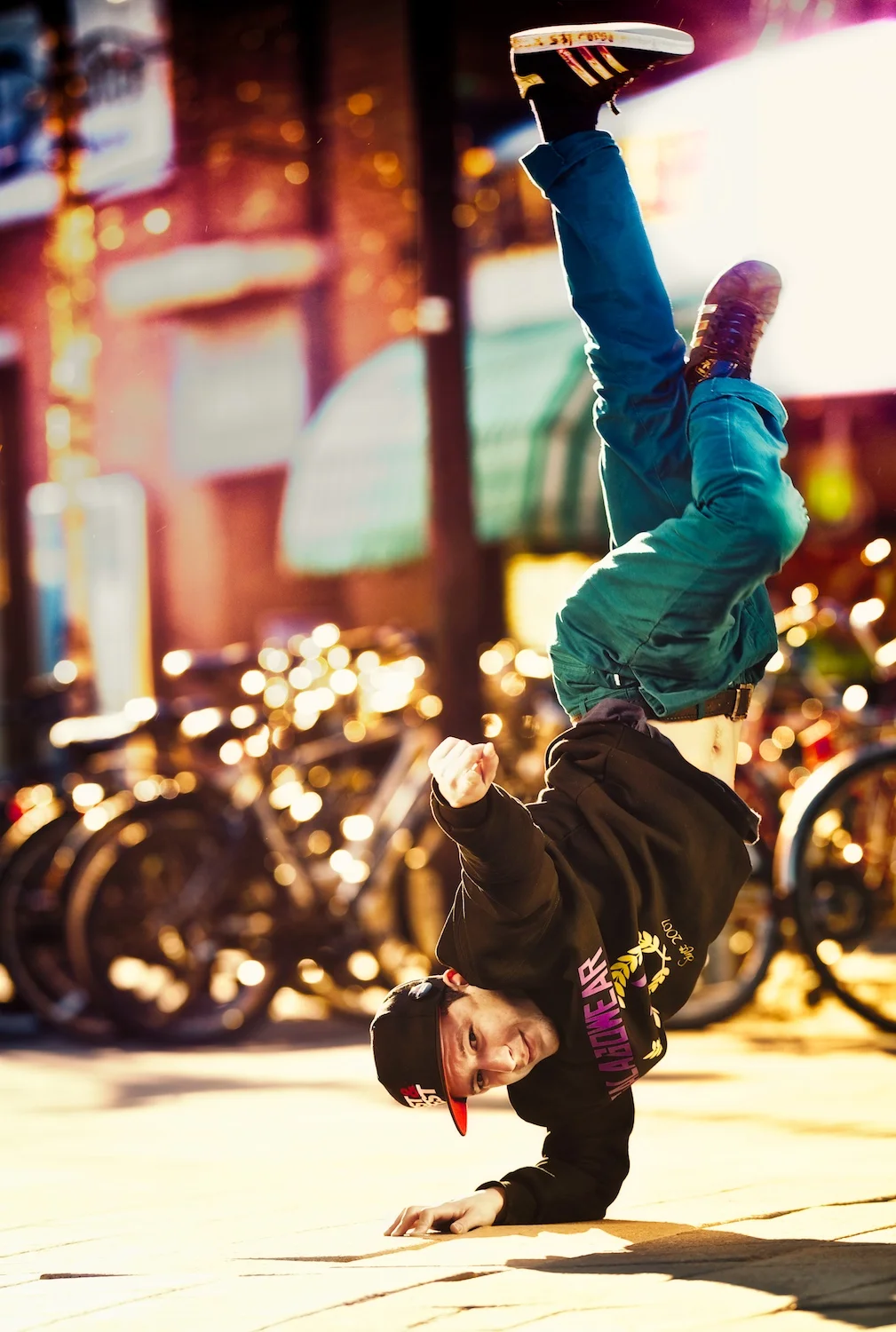 dancepose break dance