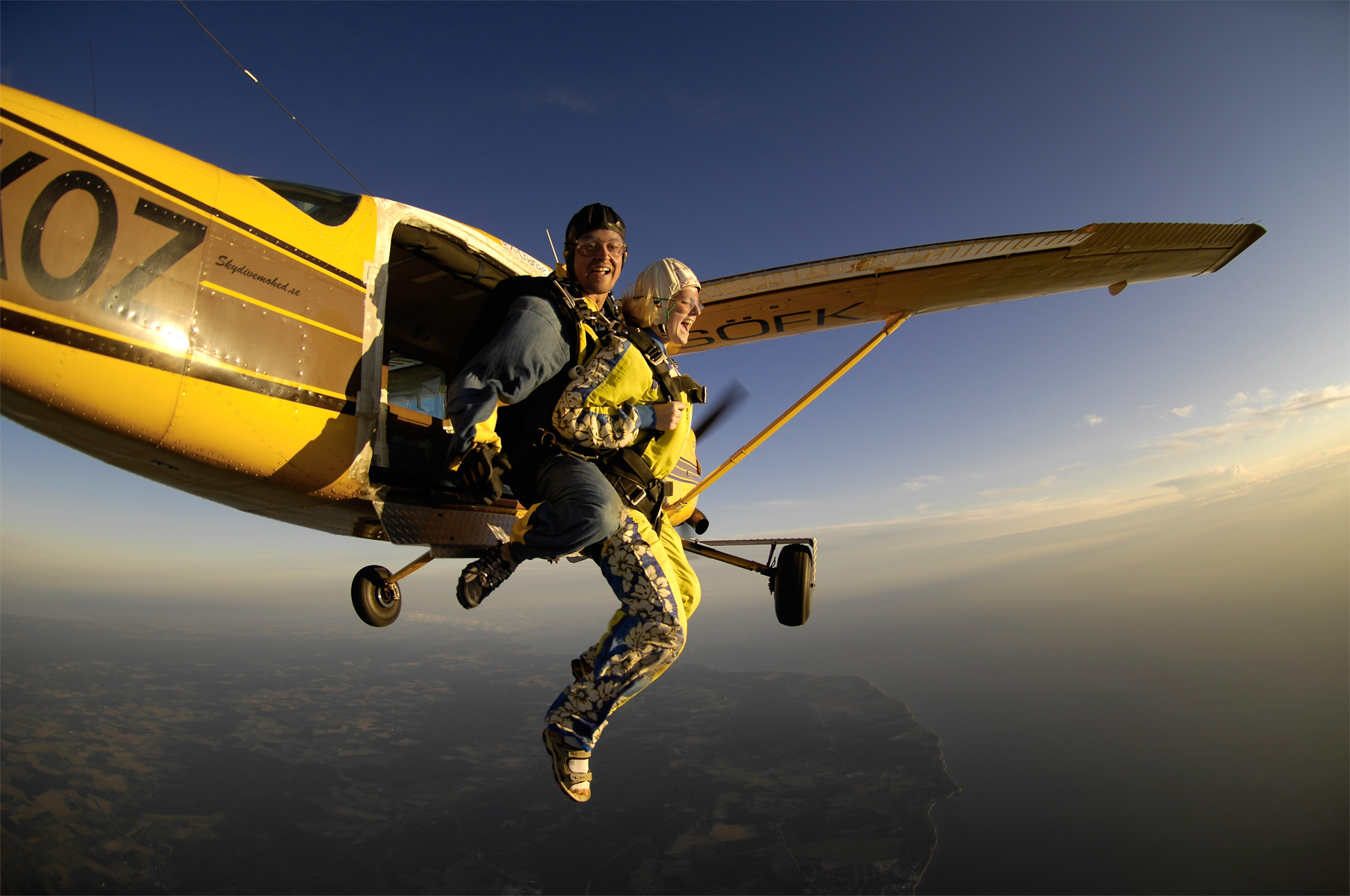 skydive exit