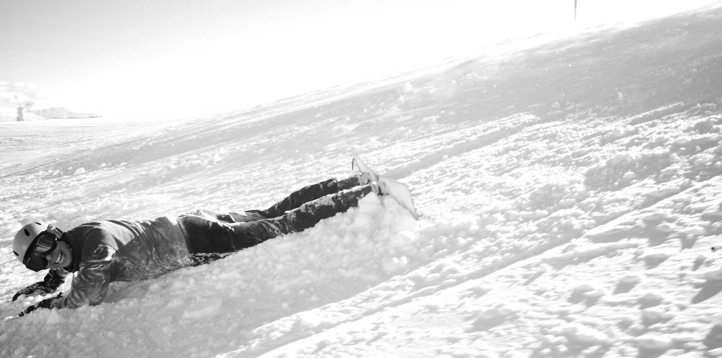 snowboard rolig crash skrattar snöigt