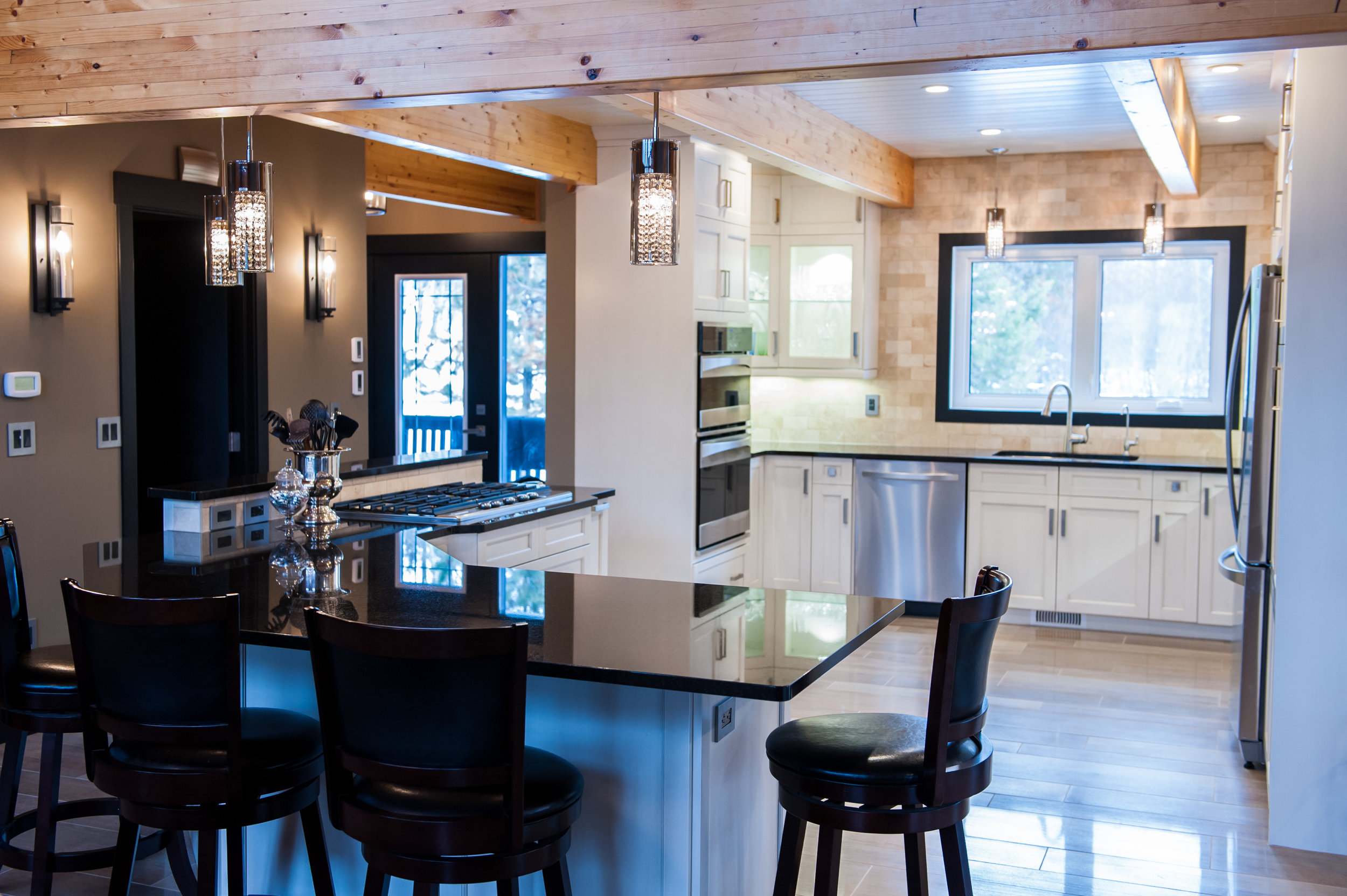 Diamond Contracting & Revolving Rooms Interior Design