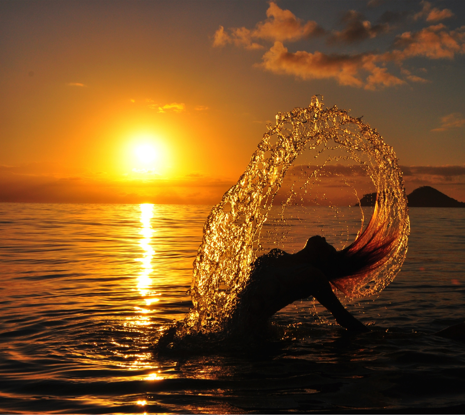 Bella sunset.png