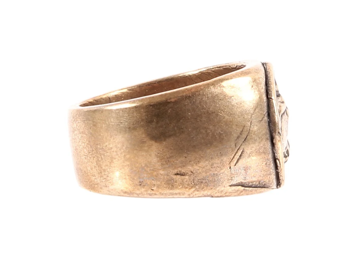 HelmStreet_Horse_Ring_Gold_4.jpg