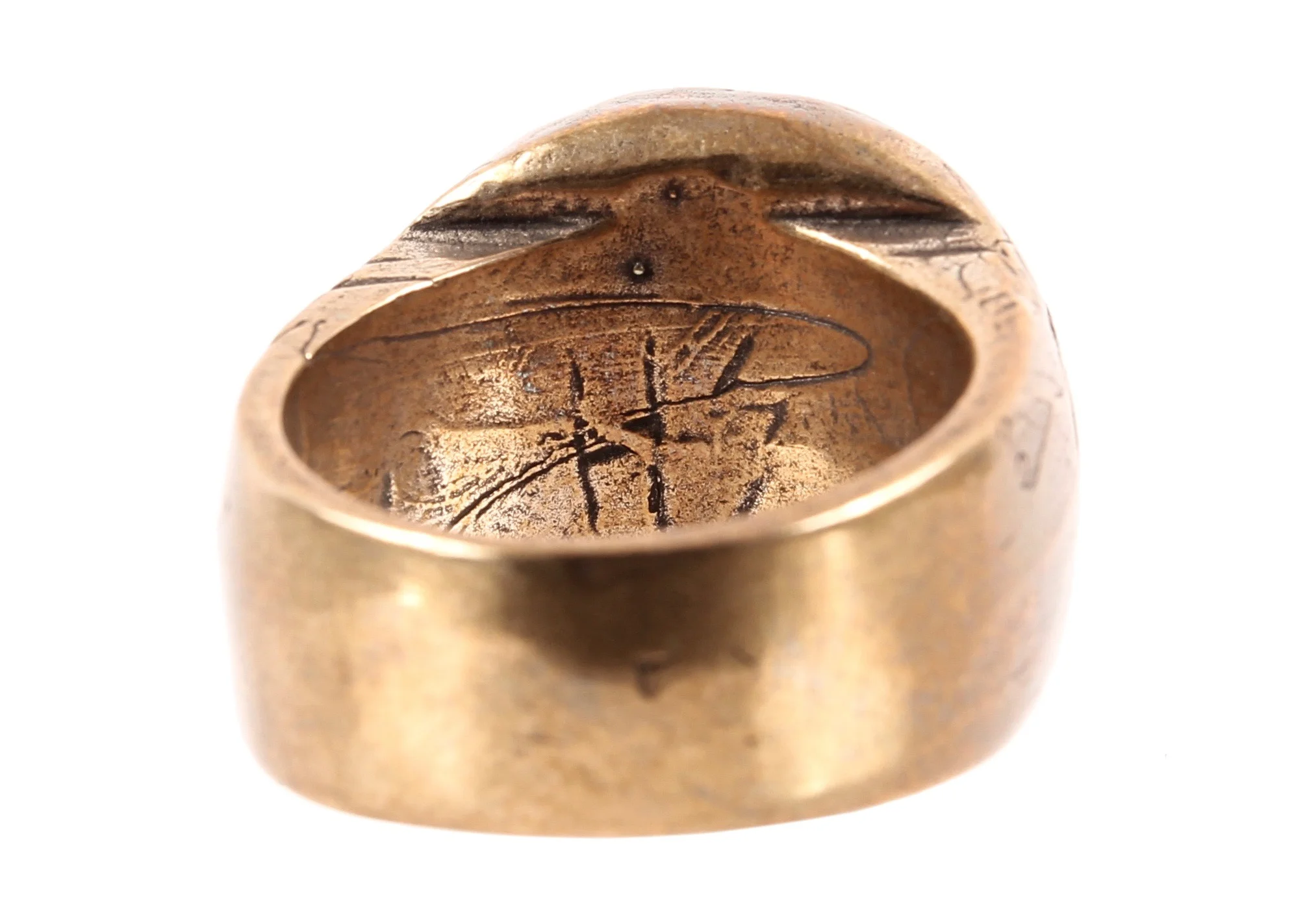 HelmStreet_Skull_Ring_Gold_CU2.jpg
