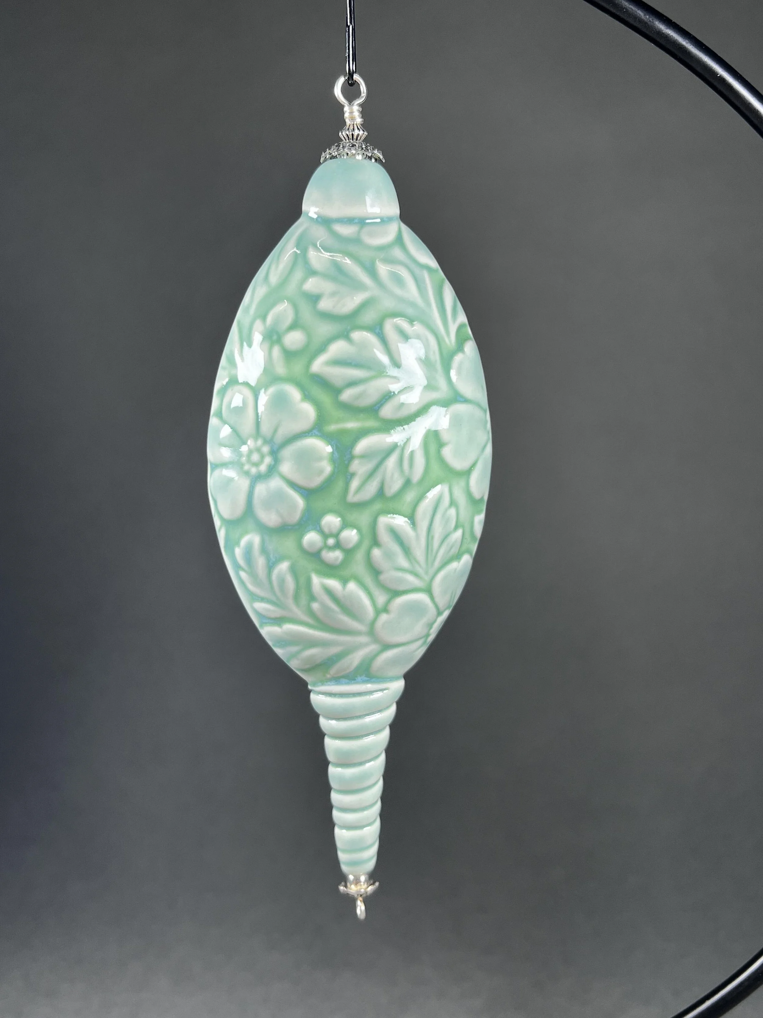 Oval Floral Ornament