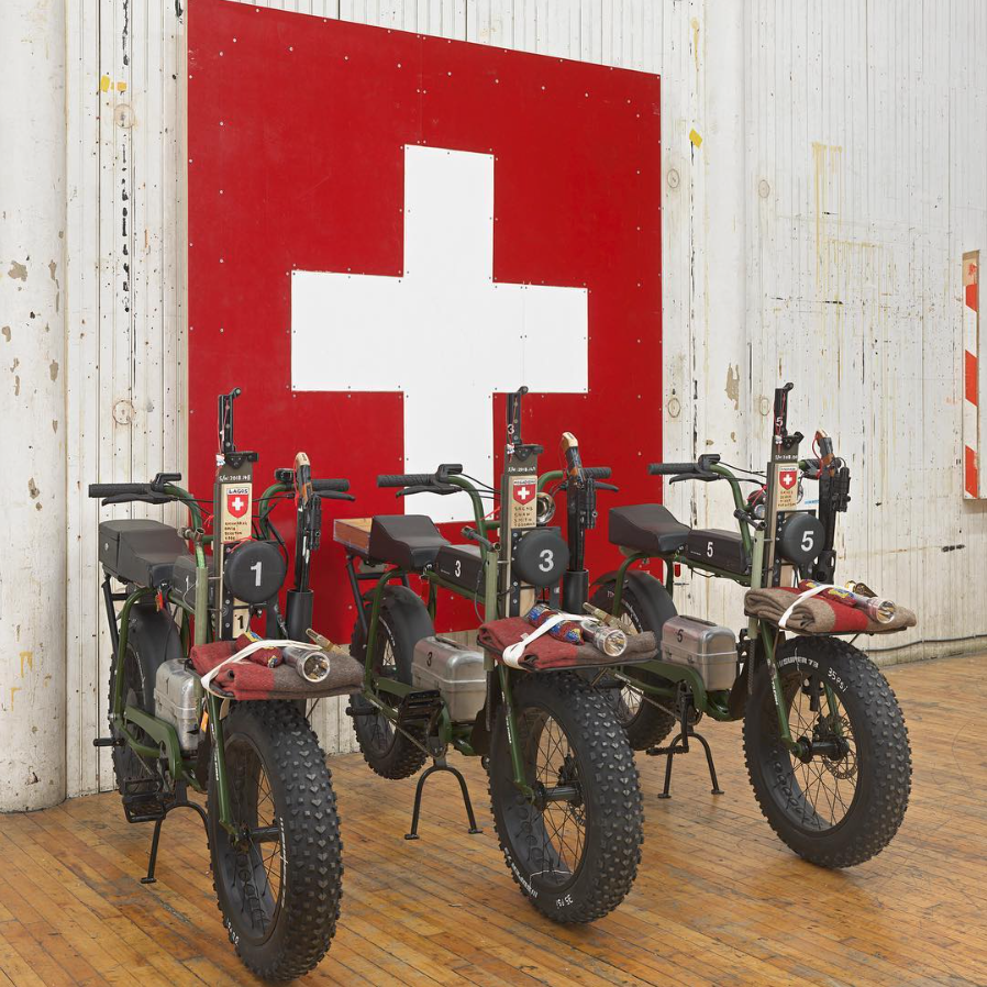 TOM SACHS The Pack (2018) Mixed Media 49 1/2 x 62 x 24 1/2 inches (125.7 x 157.5 x 62 cm) © Tom Sachs