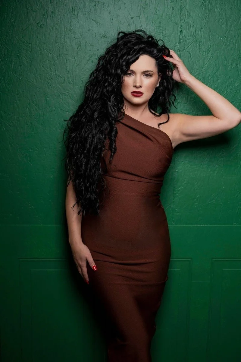 Stephanie Lauren "The Porcelain Doll" Returns - Studio Day