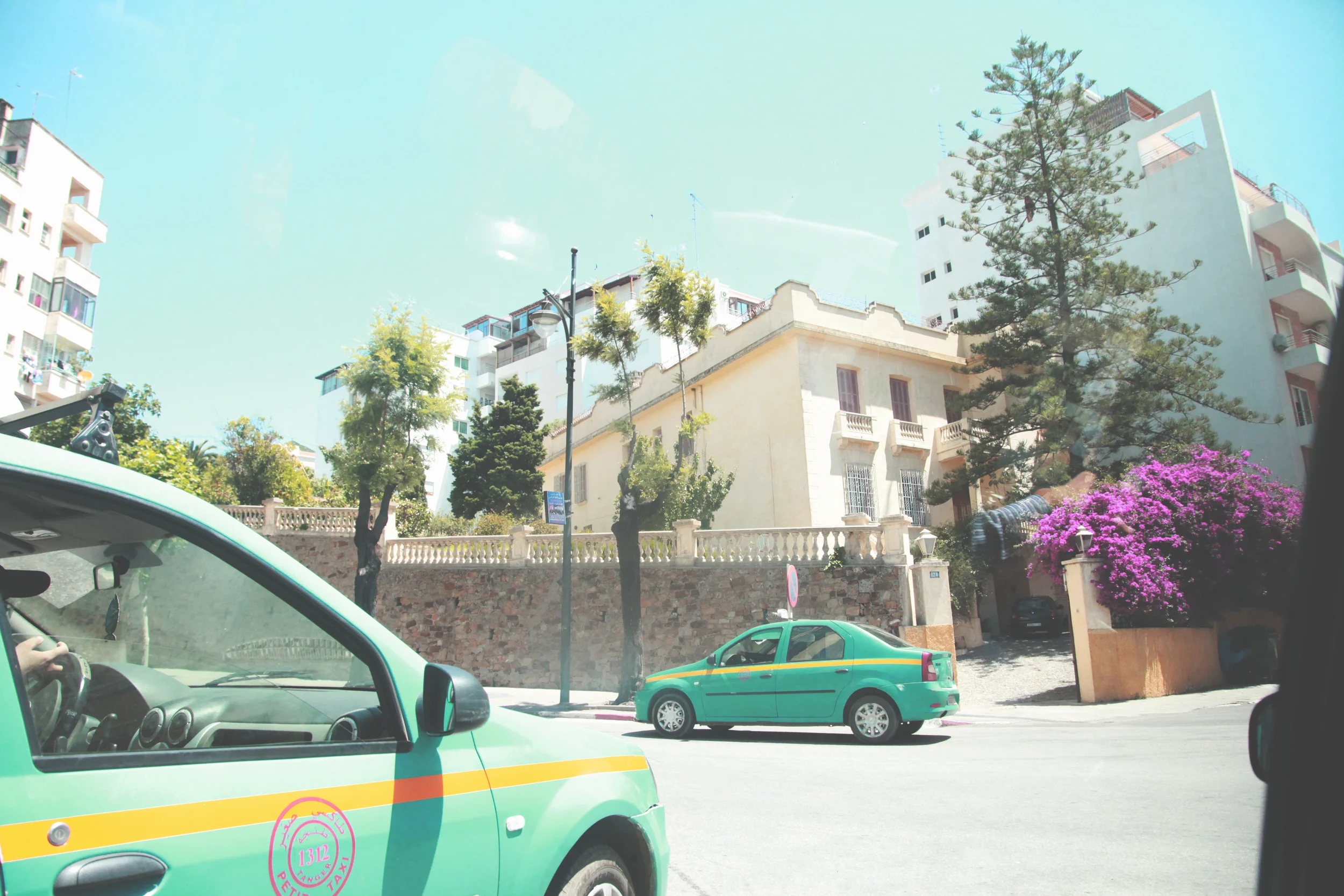 taxitanger.jpg