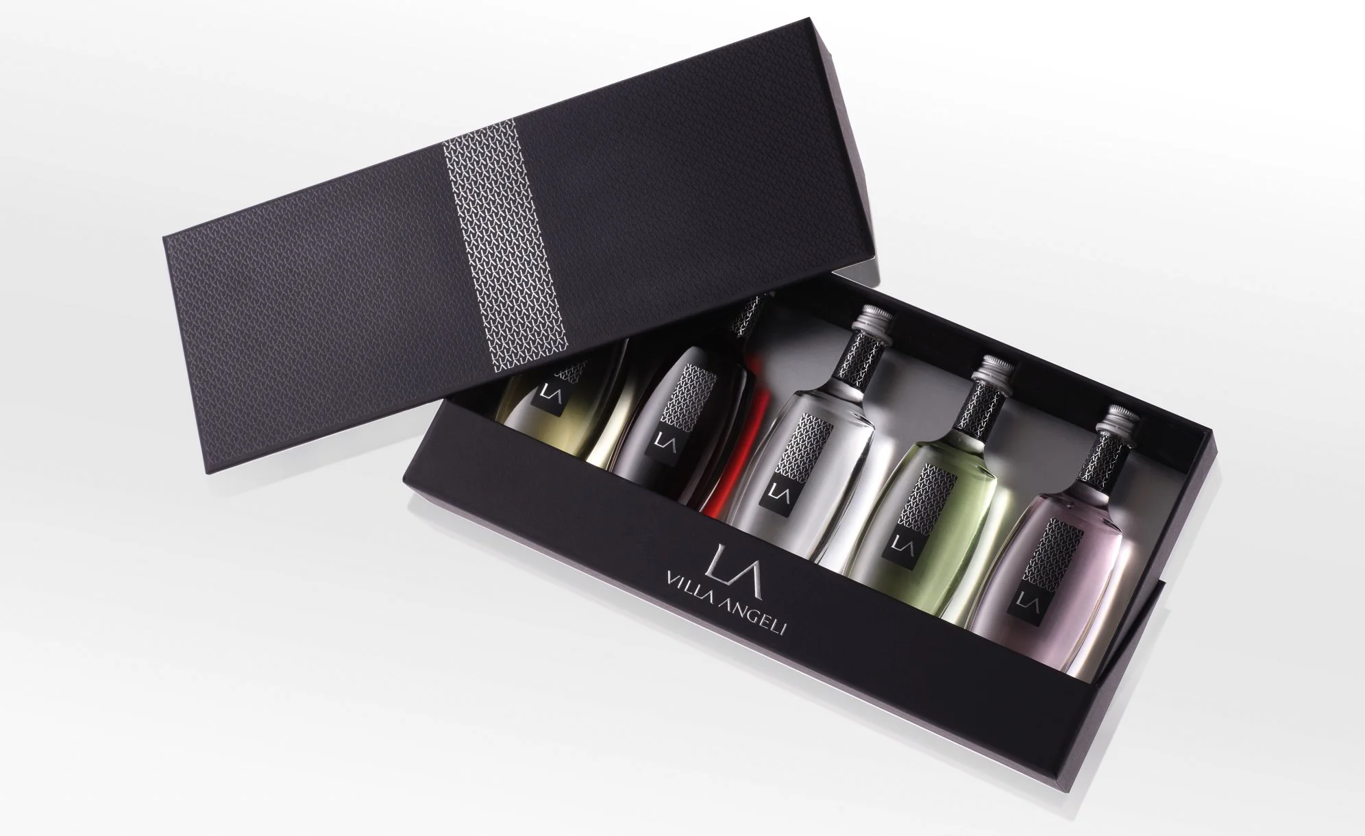 2-2S_LA_Design-Packaging.jpg
