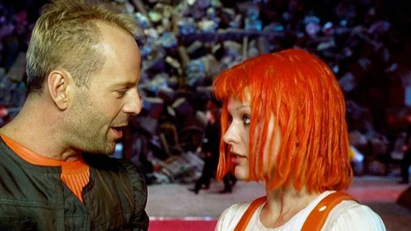Sci-Fi action flick with a love story, and none of the Star Wars incest vibe!