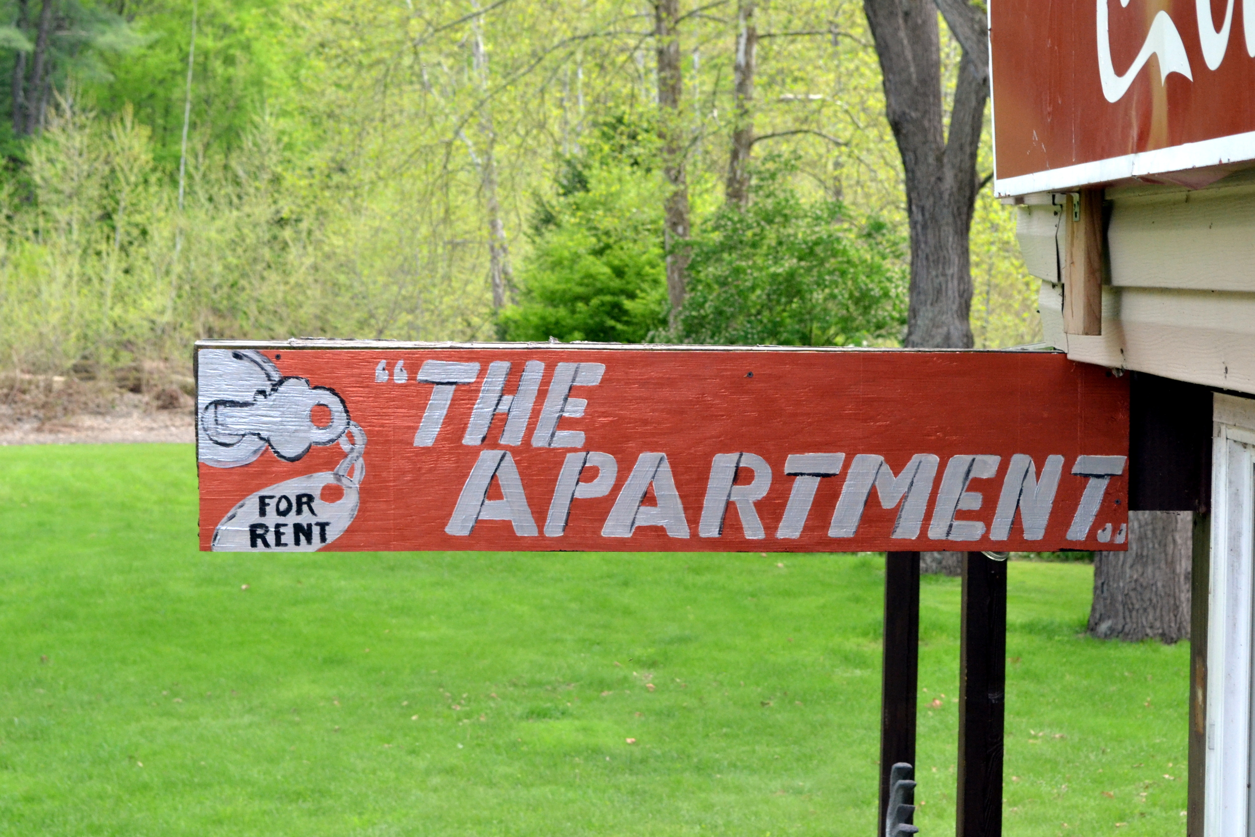  When on a long hike or bicycling trip if you need a place to rest for the night you can rent the apartment. 
