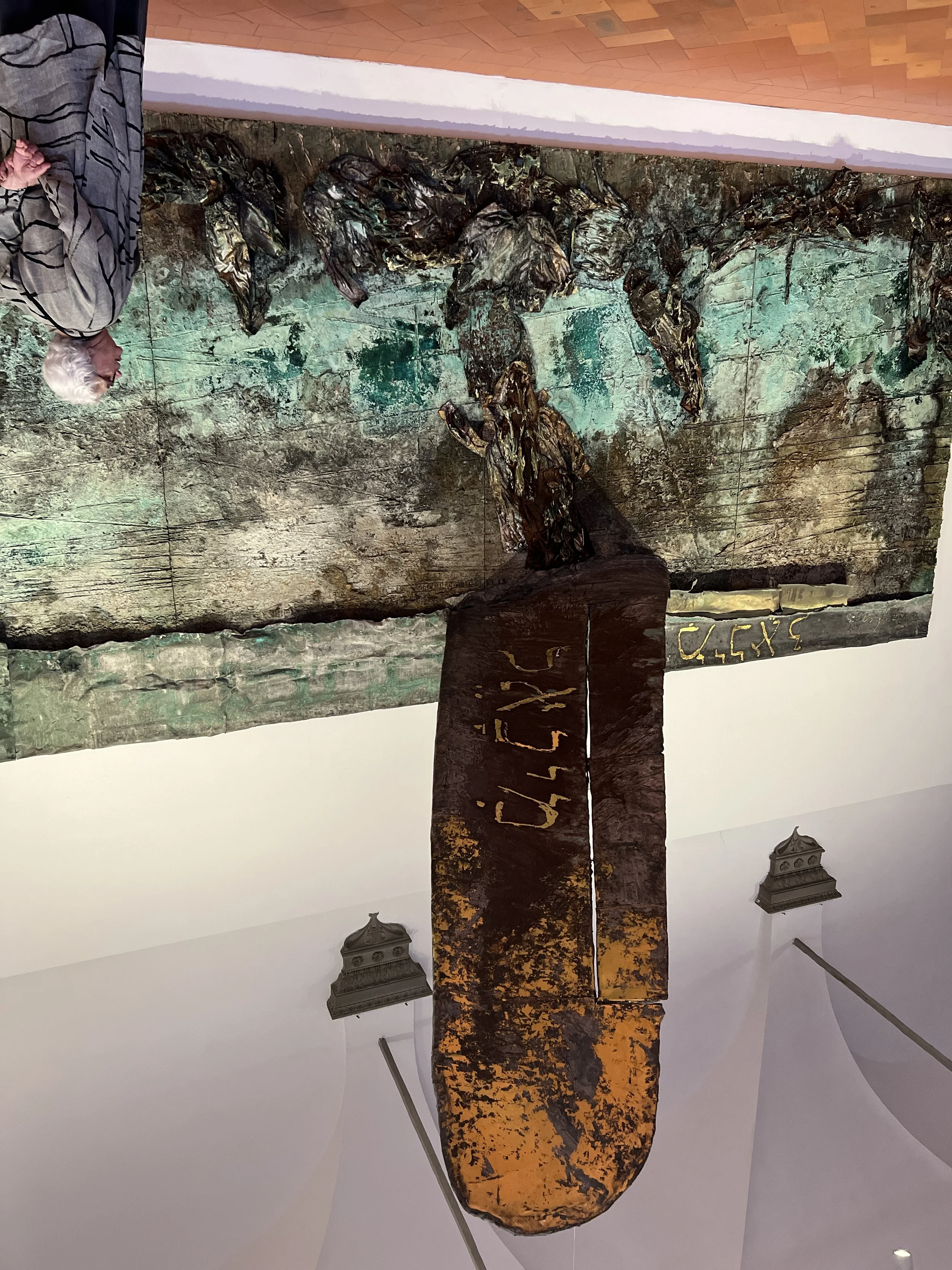 Flipping Kiefer, revealing perspective