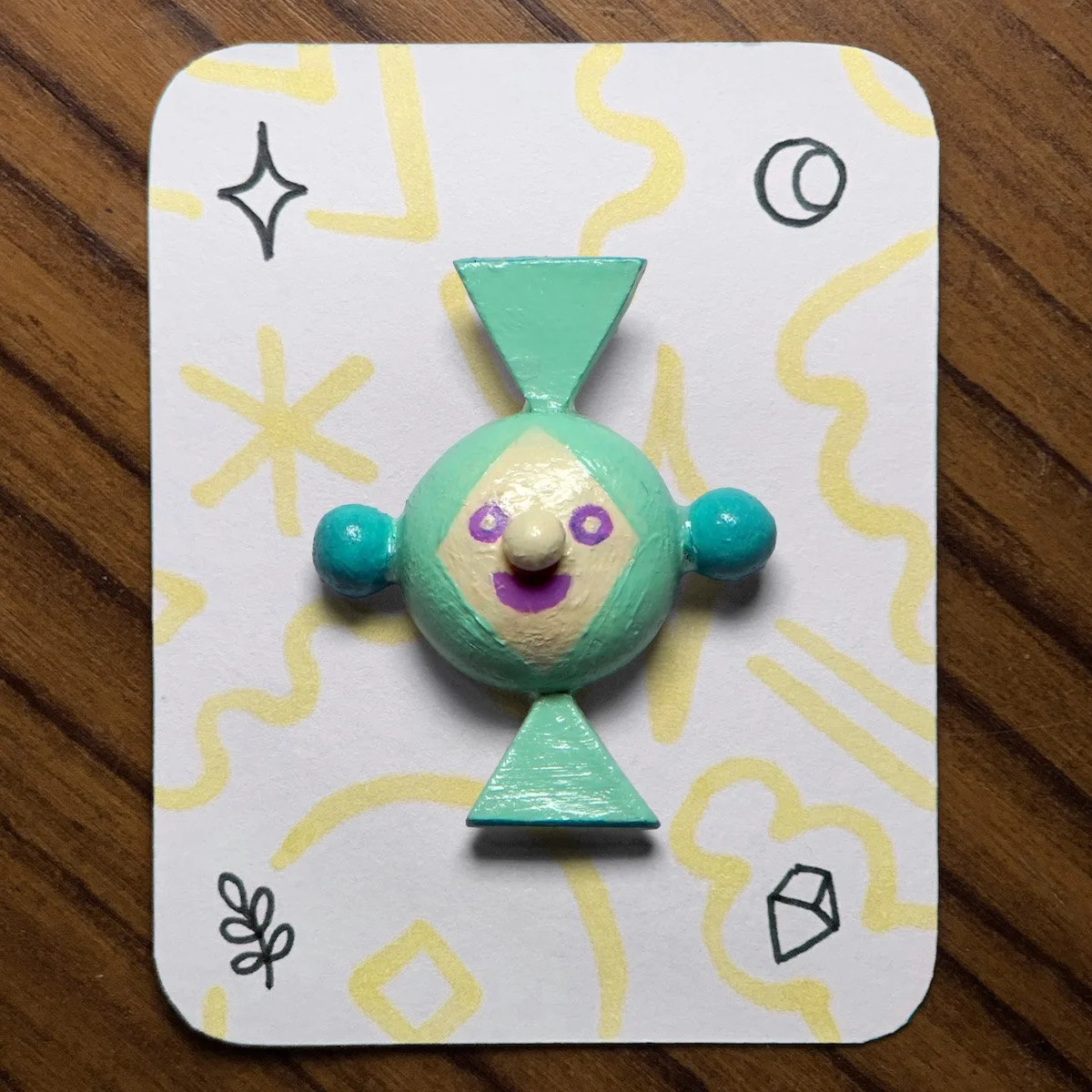 HandmadePin_Character6_card.jpg