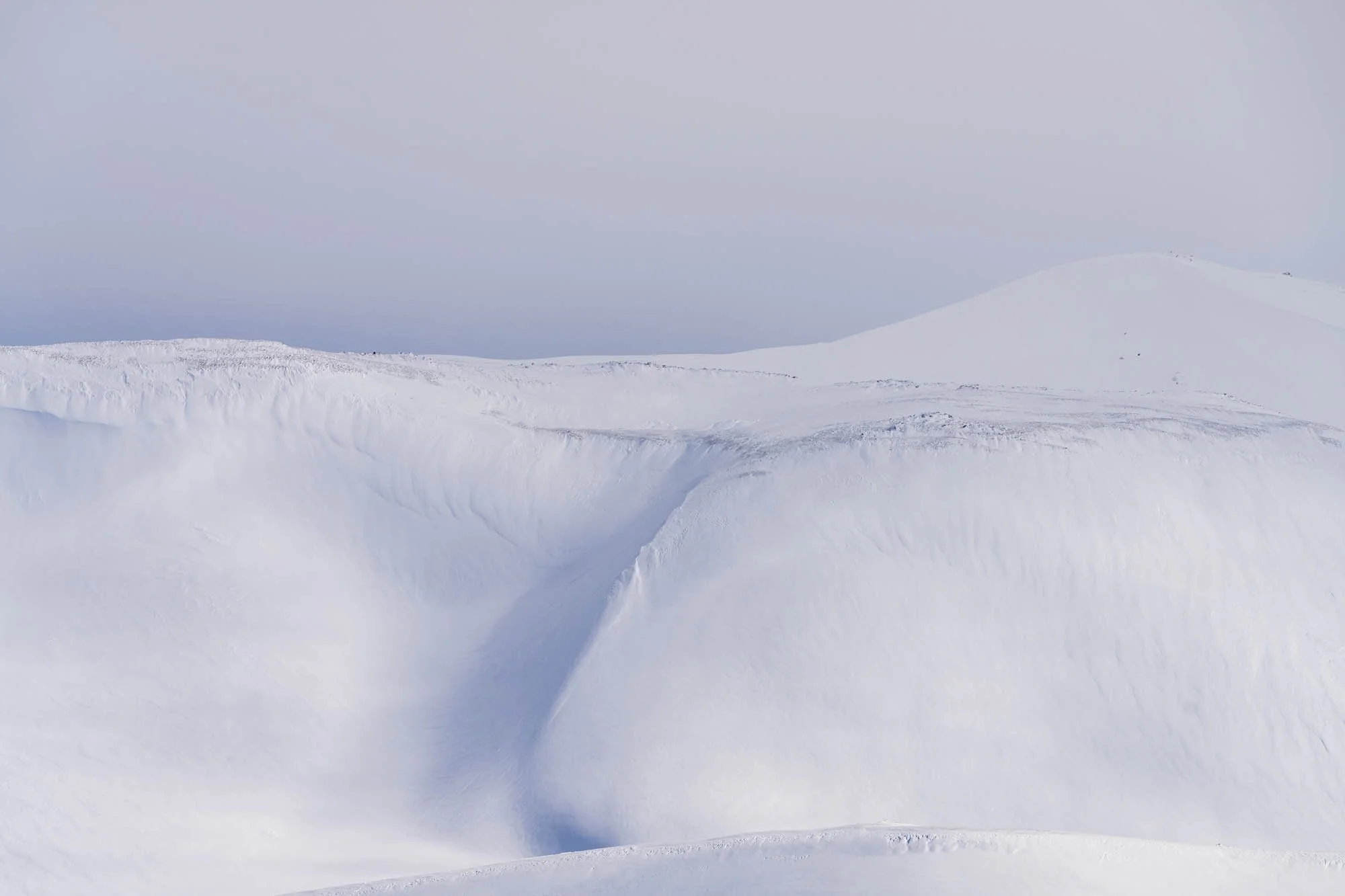 Soft Snow Forms in Bláfjöll - SIG08952.jpg