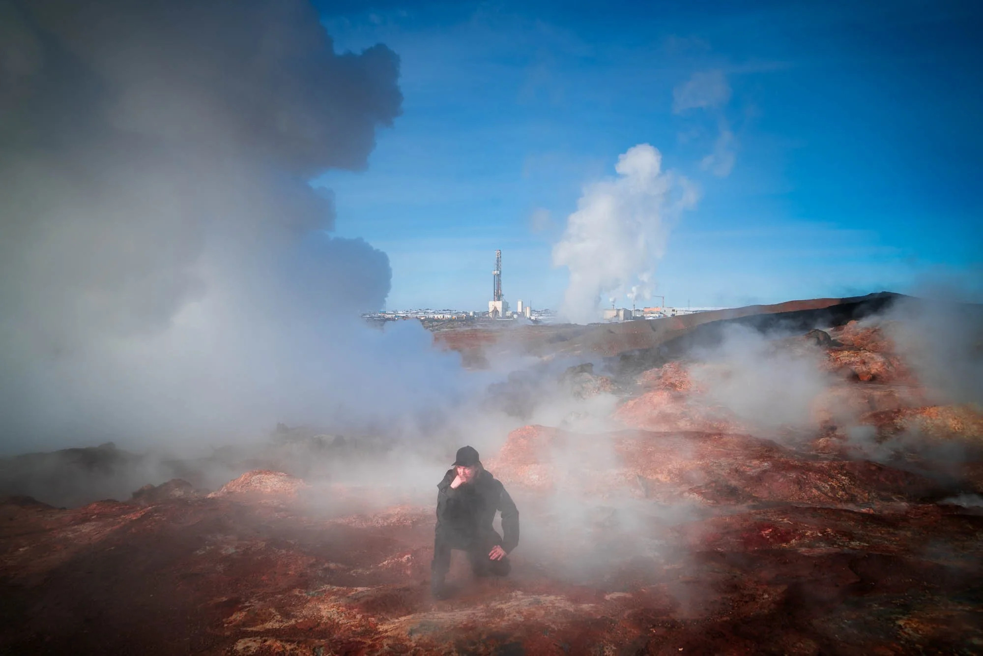 Standing in Geothermal Steam on Reykjanes - SIG01689.jpg