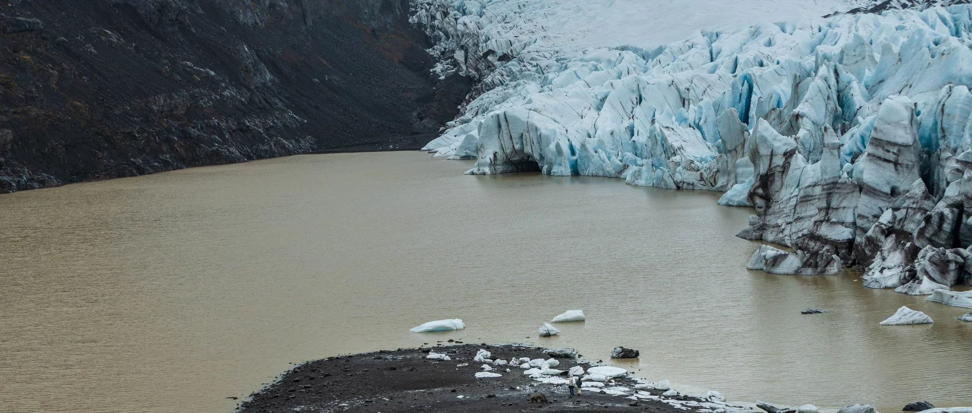 Svínafellsjökull Glacier and Muddy Lagoon.jpg
