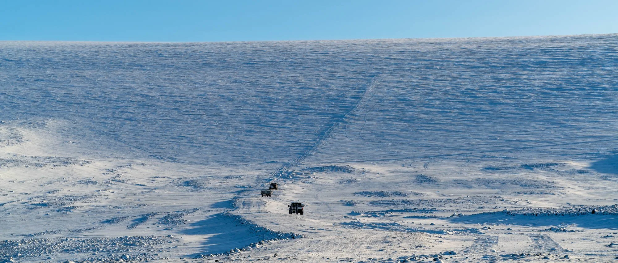 Vehicle on Langjökull Snowfield.jpg