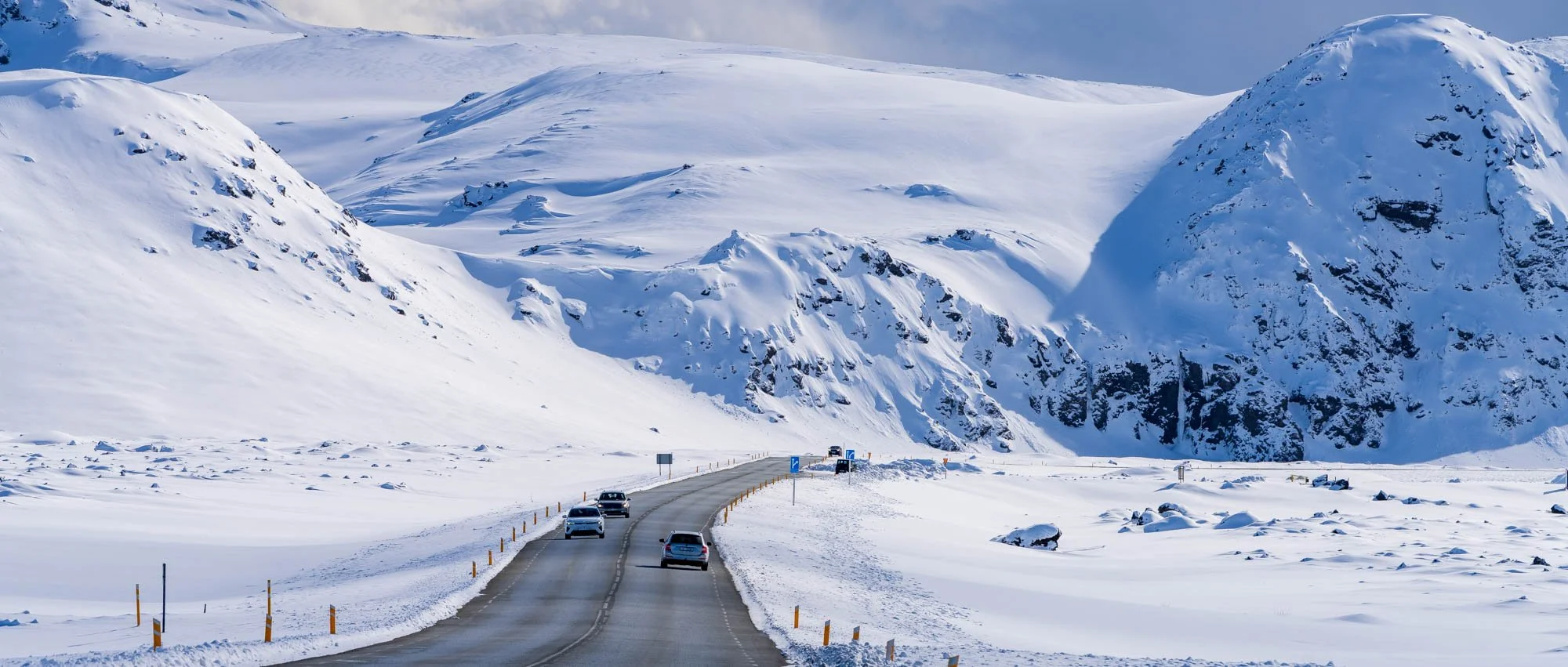 Winter Road Through Bláfjöll.jpg