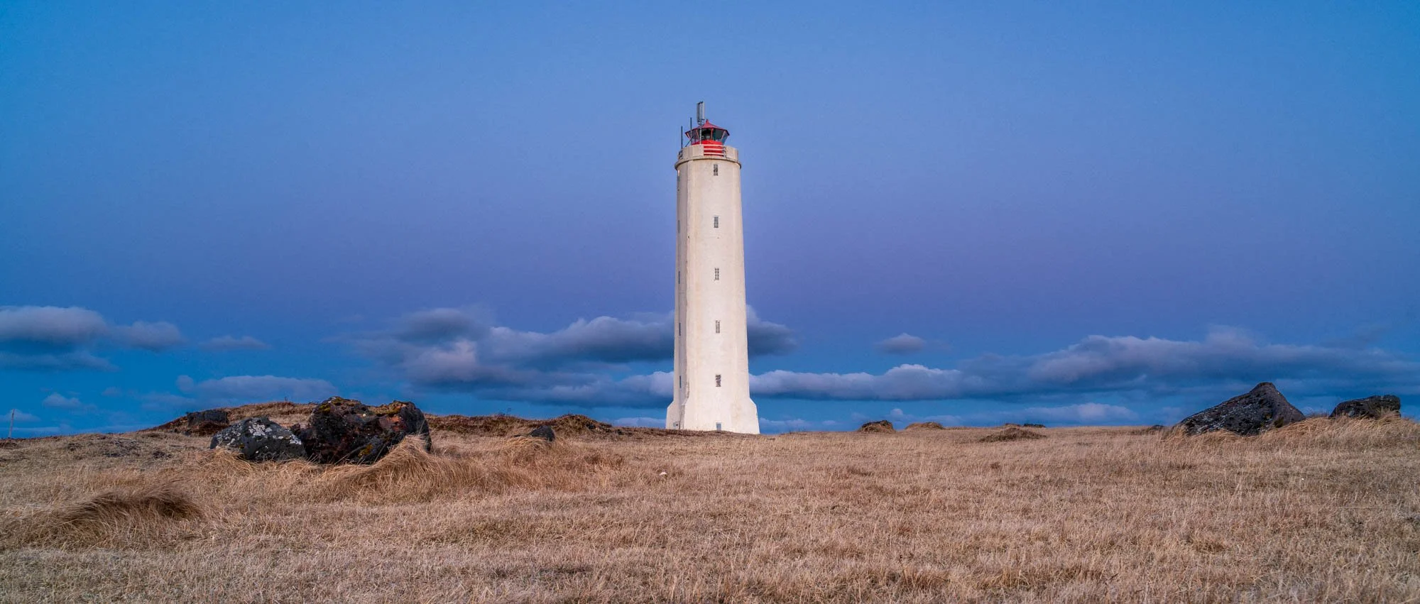 Malarrif Lighthouse in Dry Grass.jpg
