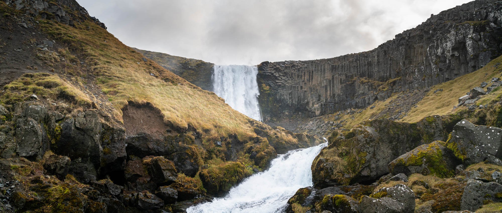 Svöðufoss Waterfall on Snæfellsnes.jpg