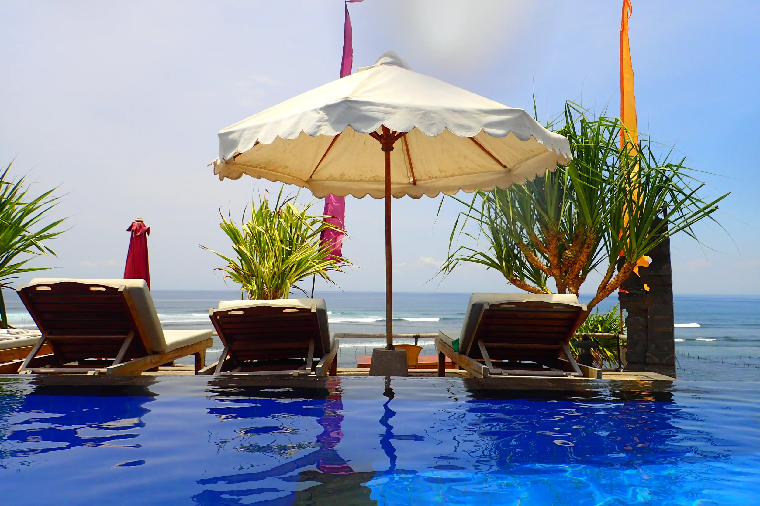 Where to stay on Nusa Lembongan & Ceningan: Fulfilling an infinity pool obsession