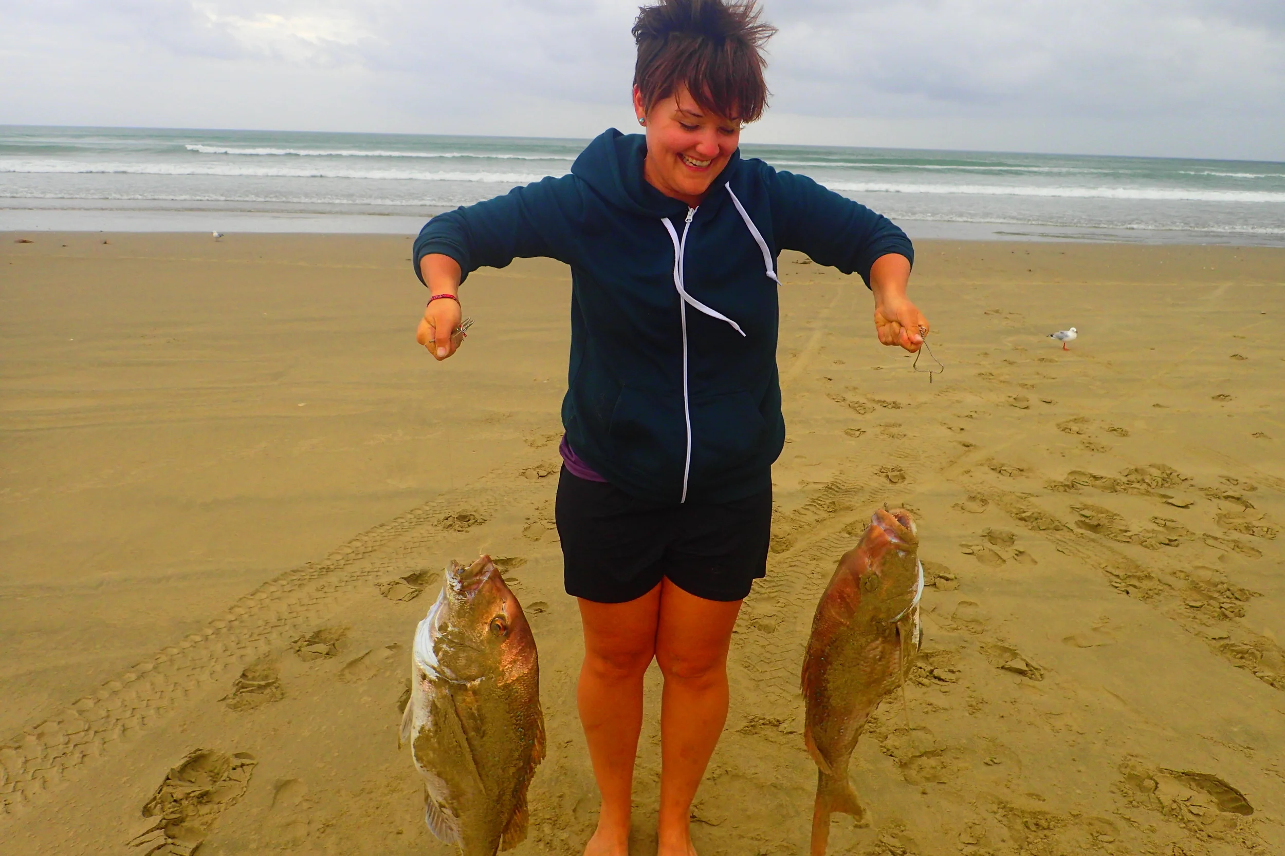 How to survive the 90 Mile Beach in New Zealand: Fishing and tides