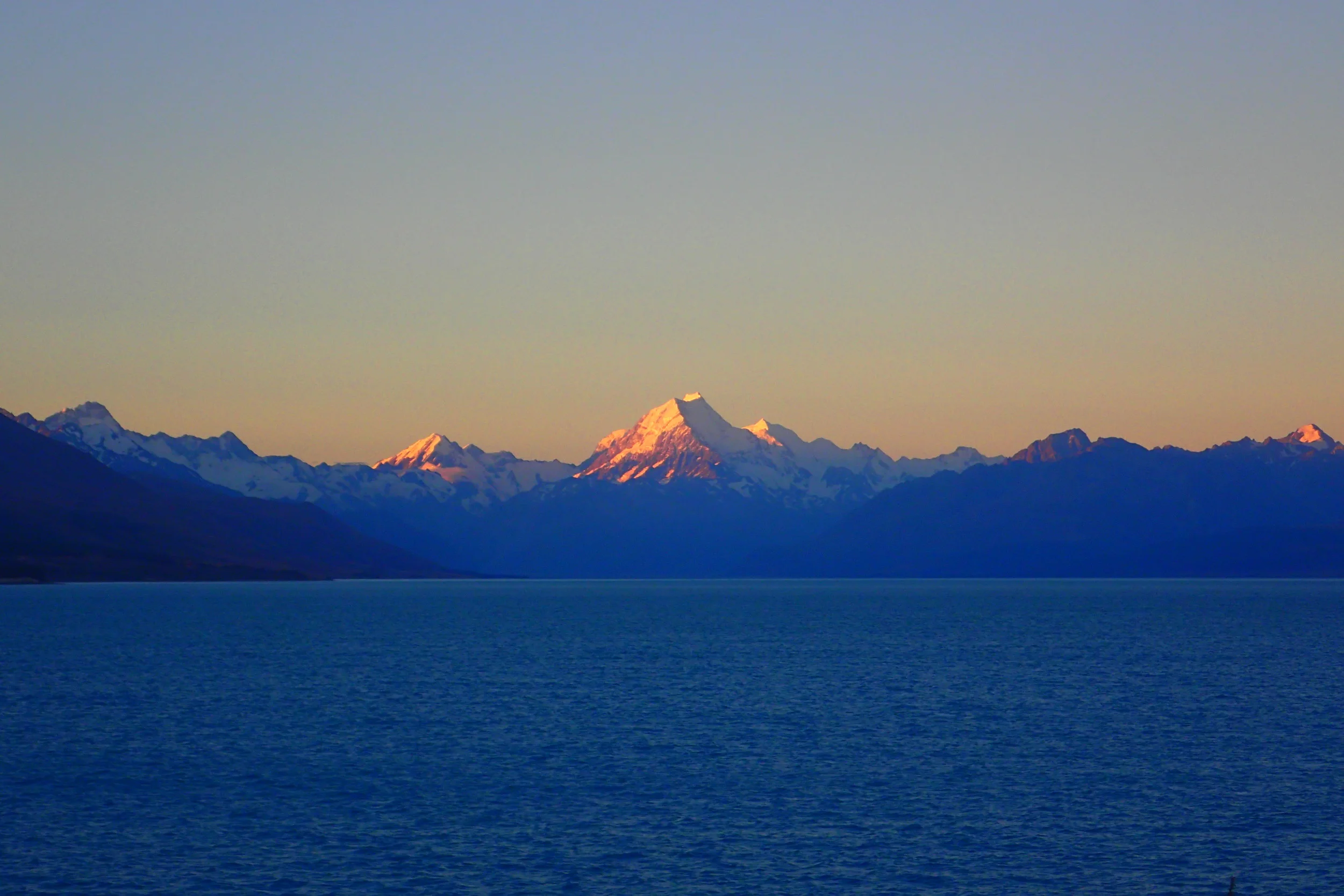 Lake Pukaki to Tekapo: The world’s best star-gazing and my favorite place on the South Island