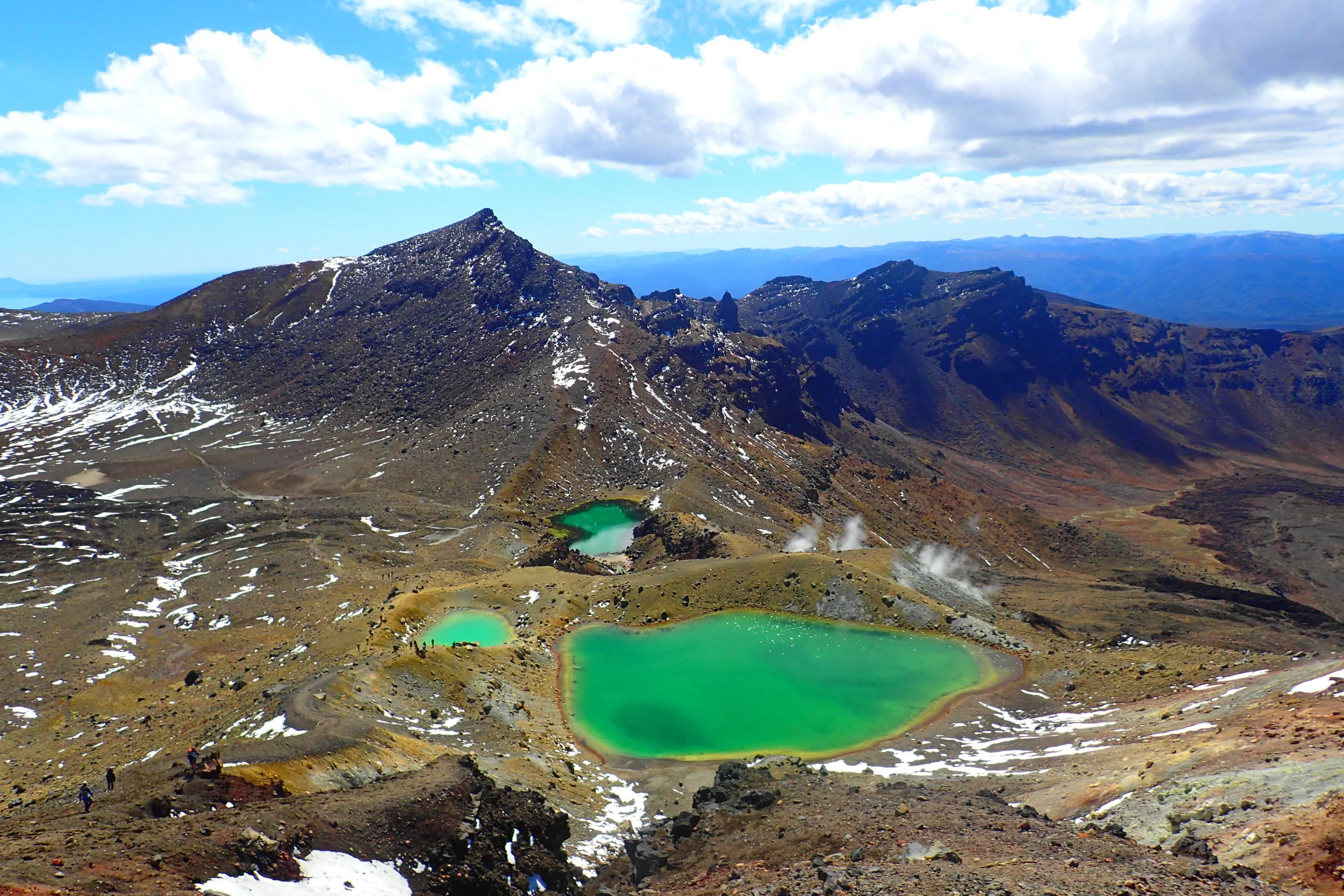 The most beautiful hike I've ever done: Day 2 of the Tongariro Northern Circuit
