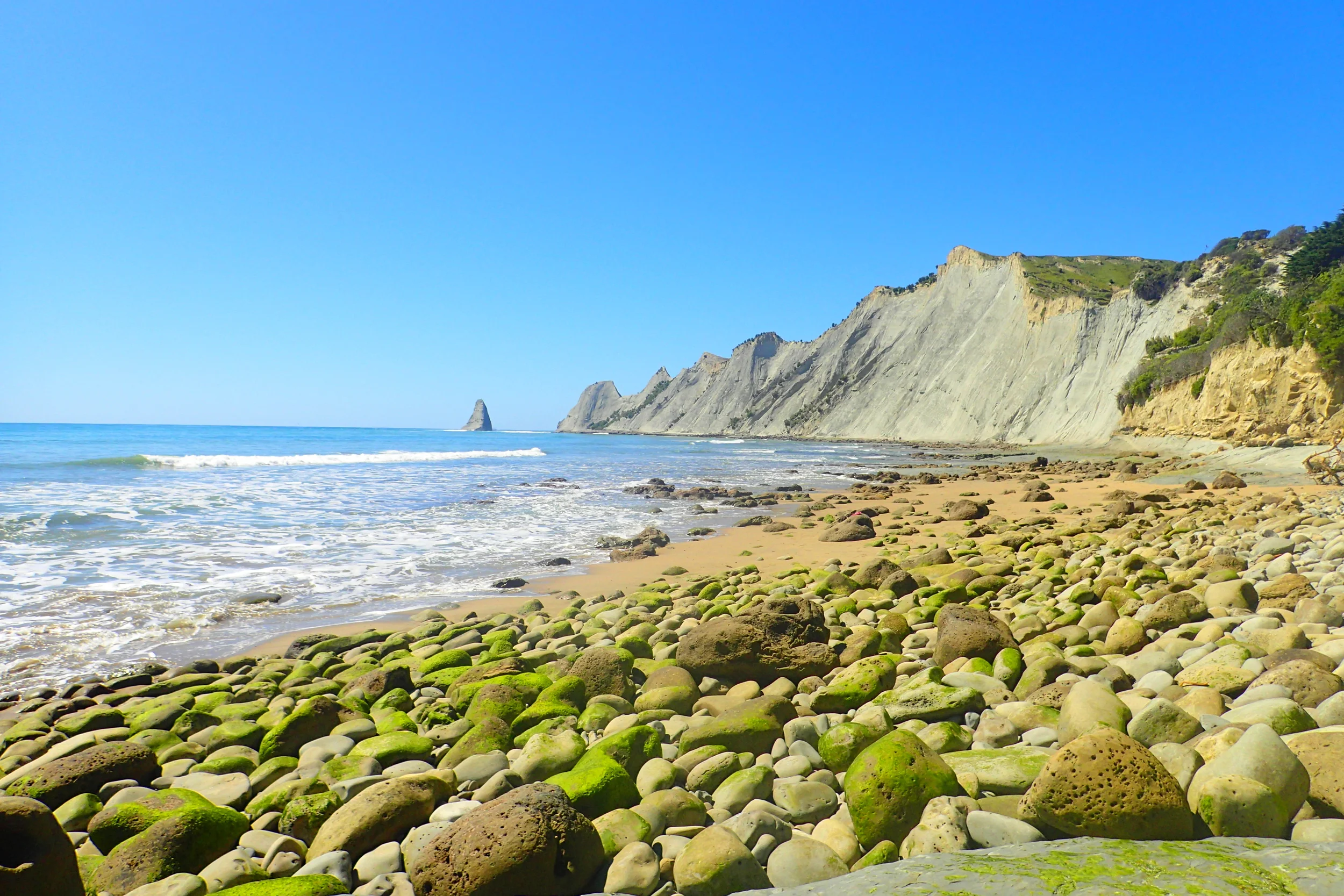 Hiking Cape Kidnappers: Much More Than a New Zealand Golf Course