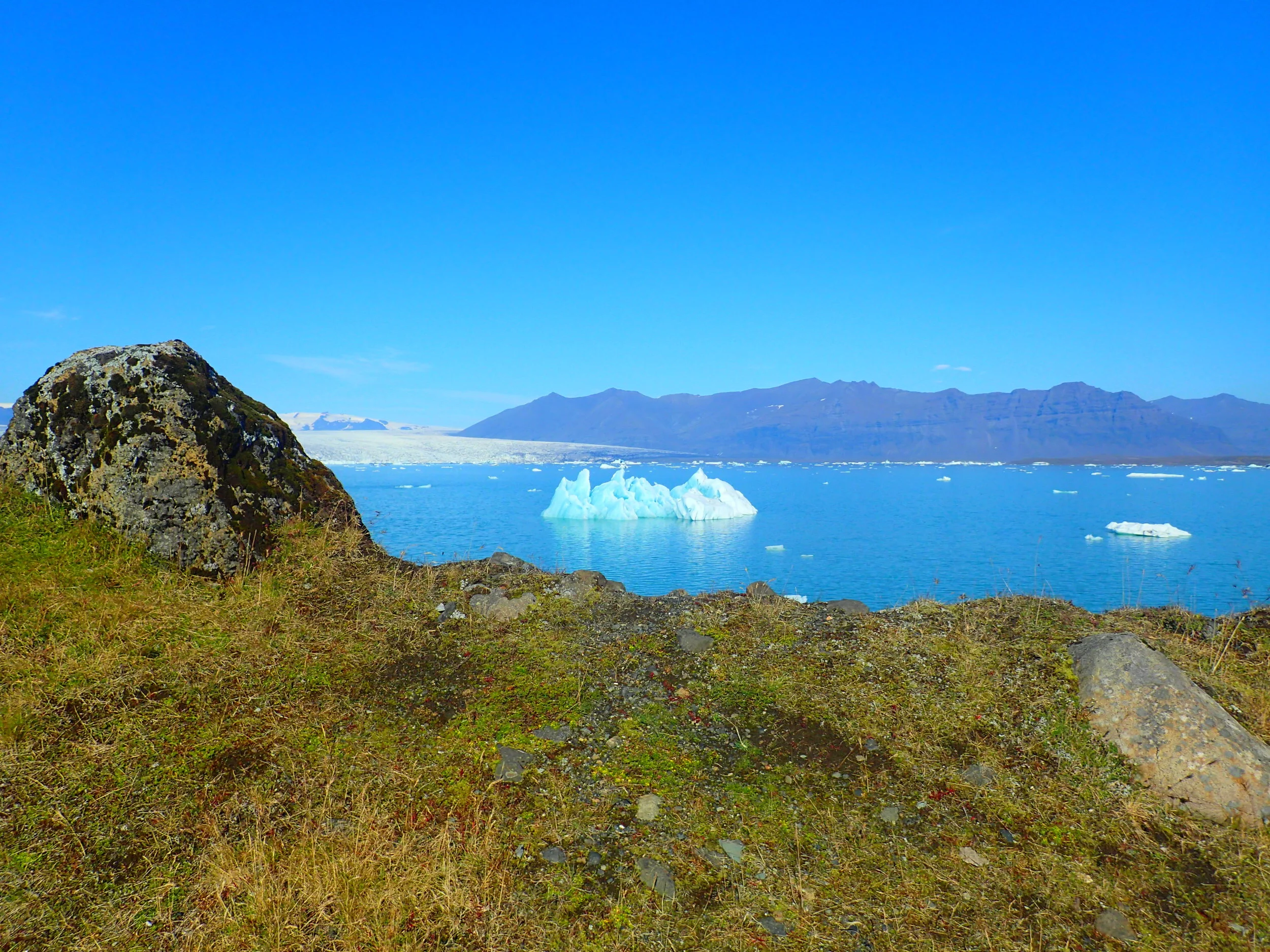 The Ring Road Trip: Glacial lagoon ice formations on the way to Höfn (Day 3)