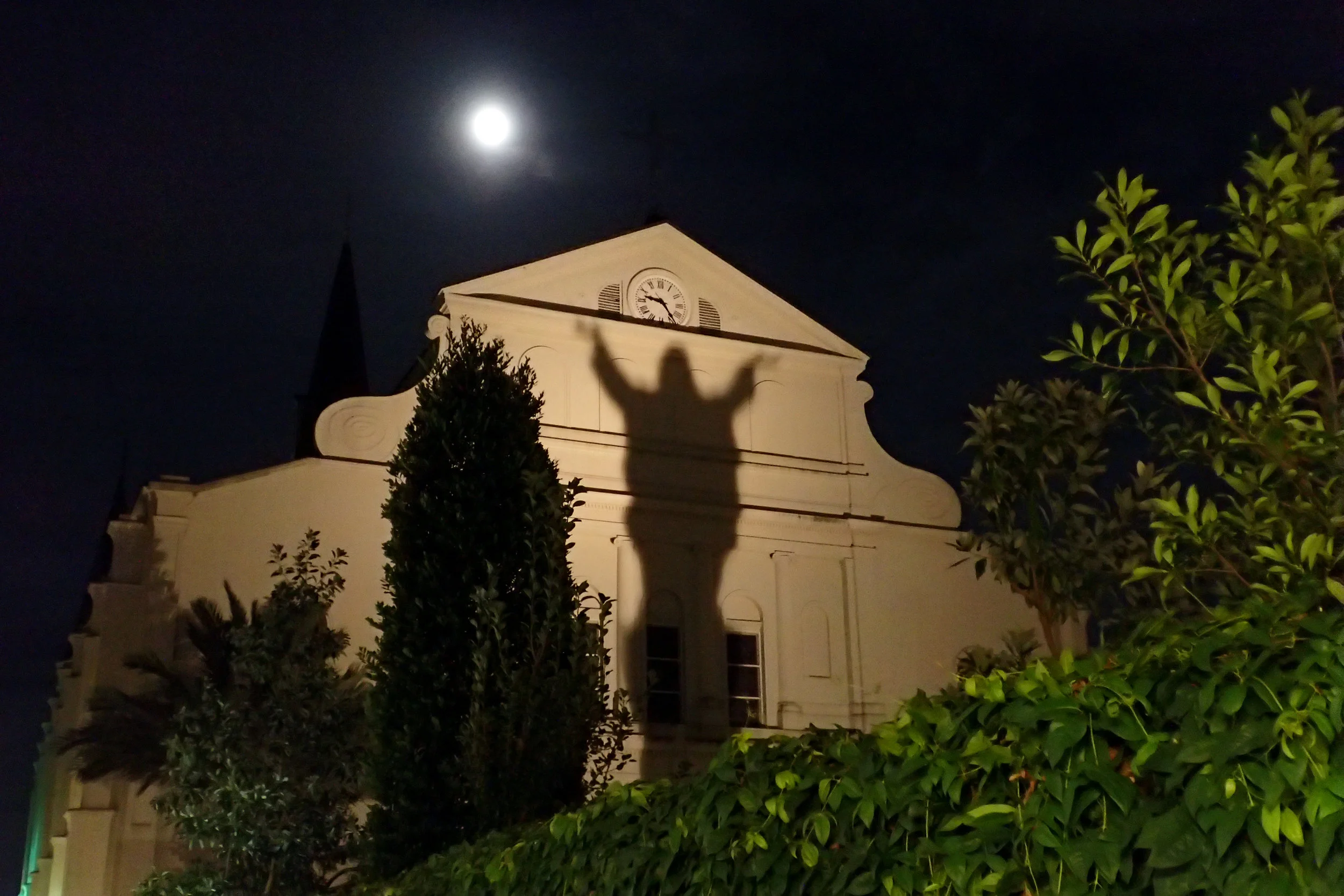 Ghost Tour in New Orleans: Murders, Hauntings, and Swamp Monsters