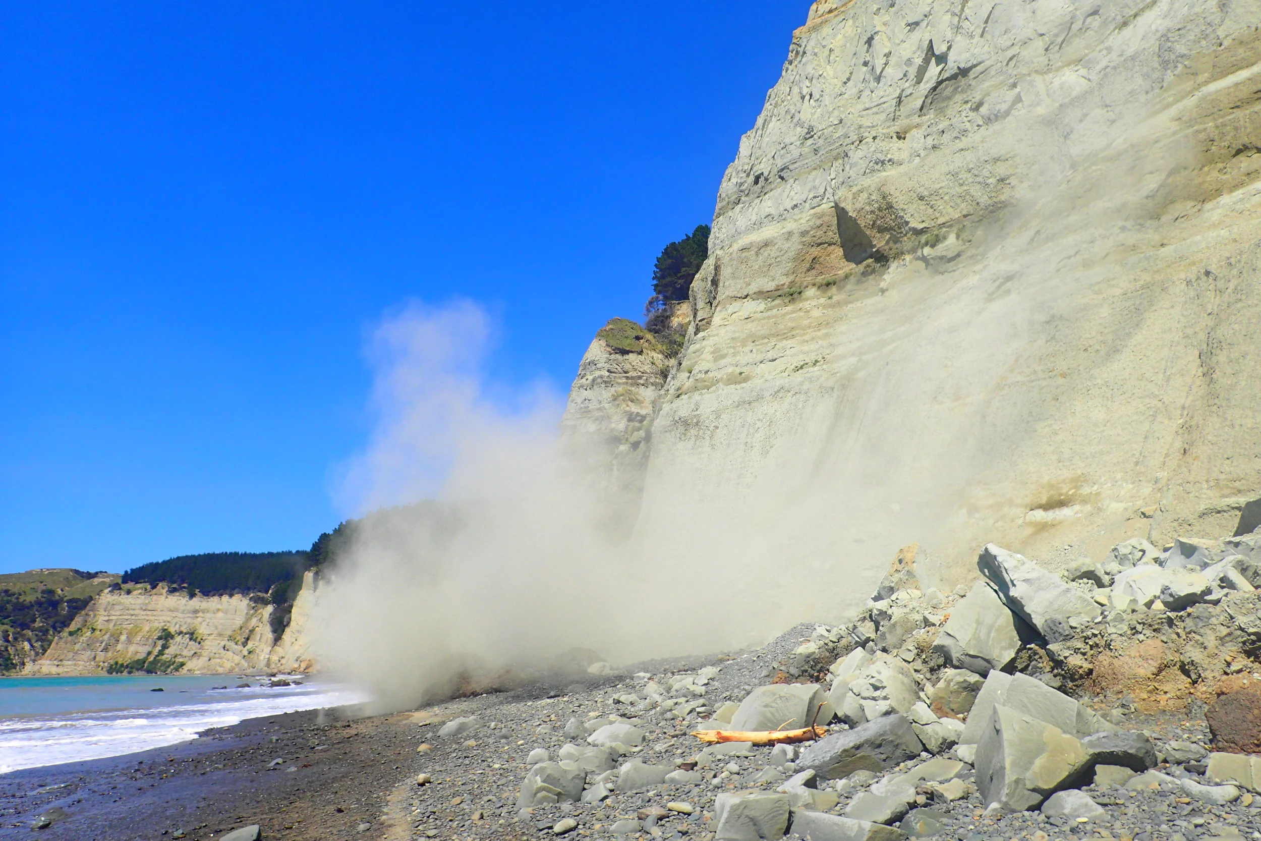 Recalling the Earthquake I Felt in New Zealand