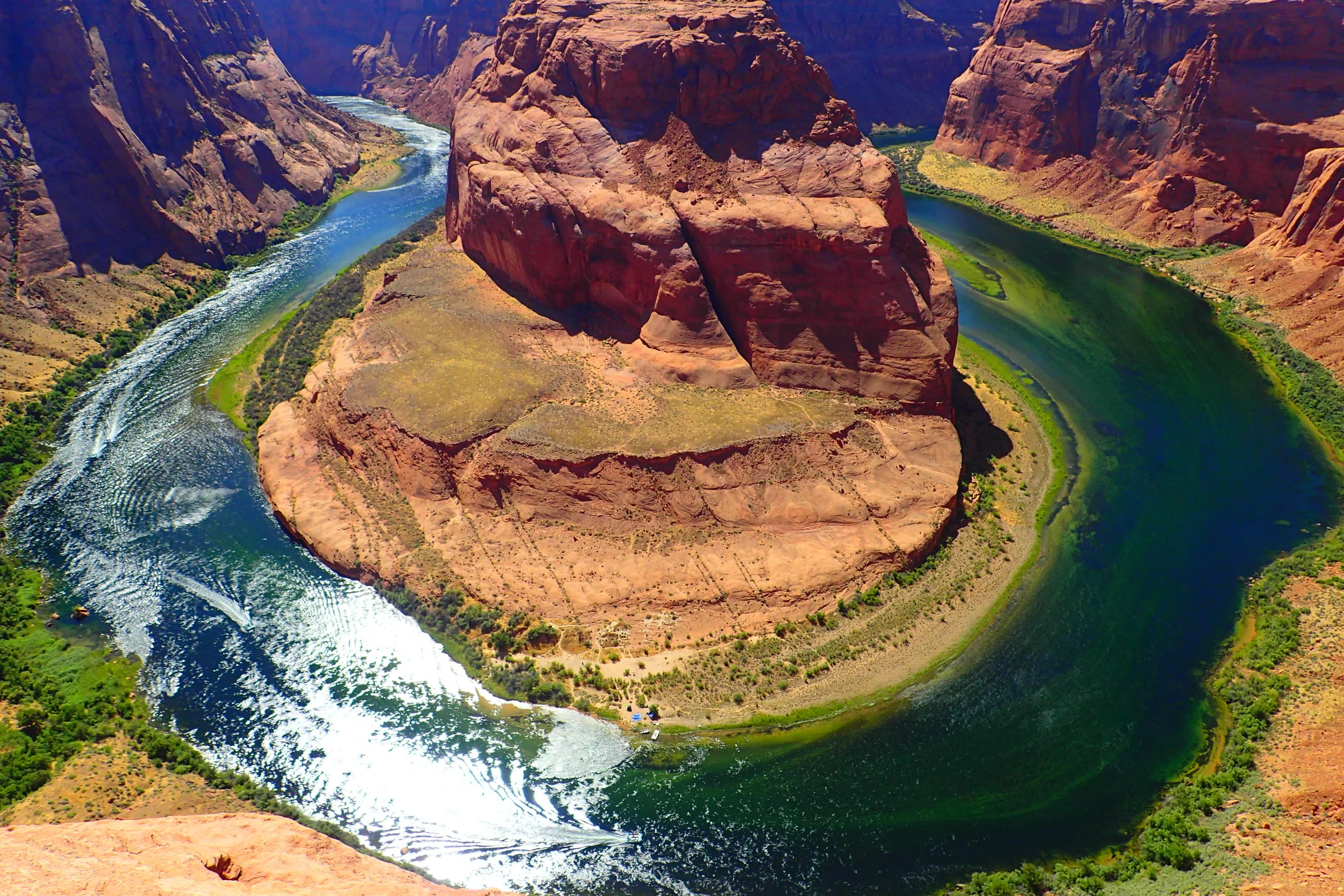 Horseshoe Bend and Lake Powell in Page, Arizona — Deviating the Norm