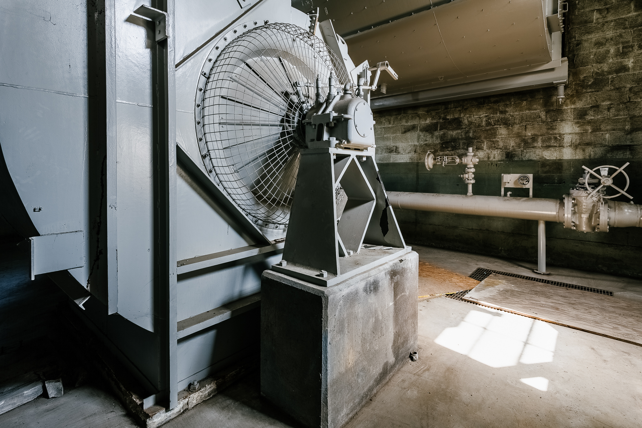 Austin-Power-Plant-7984.jpg