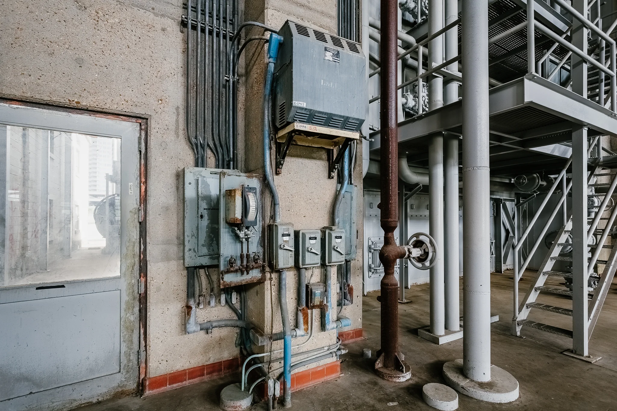 Austin-Power-Plant-7864.jpg