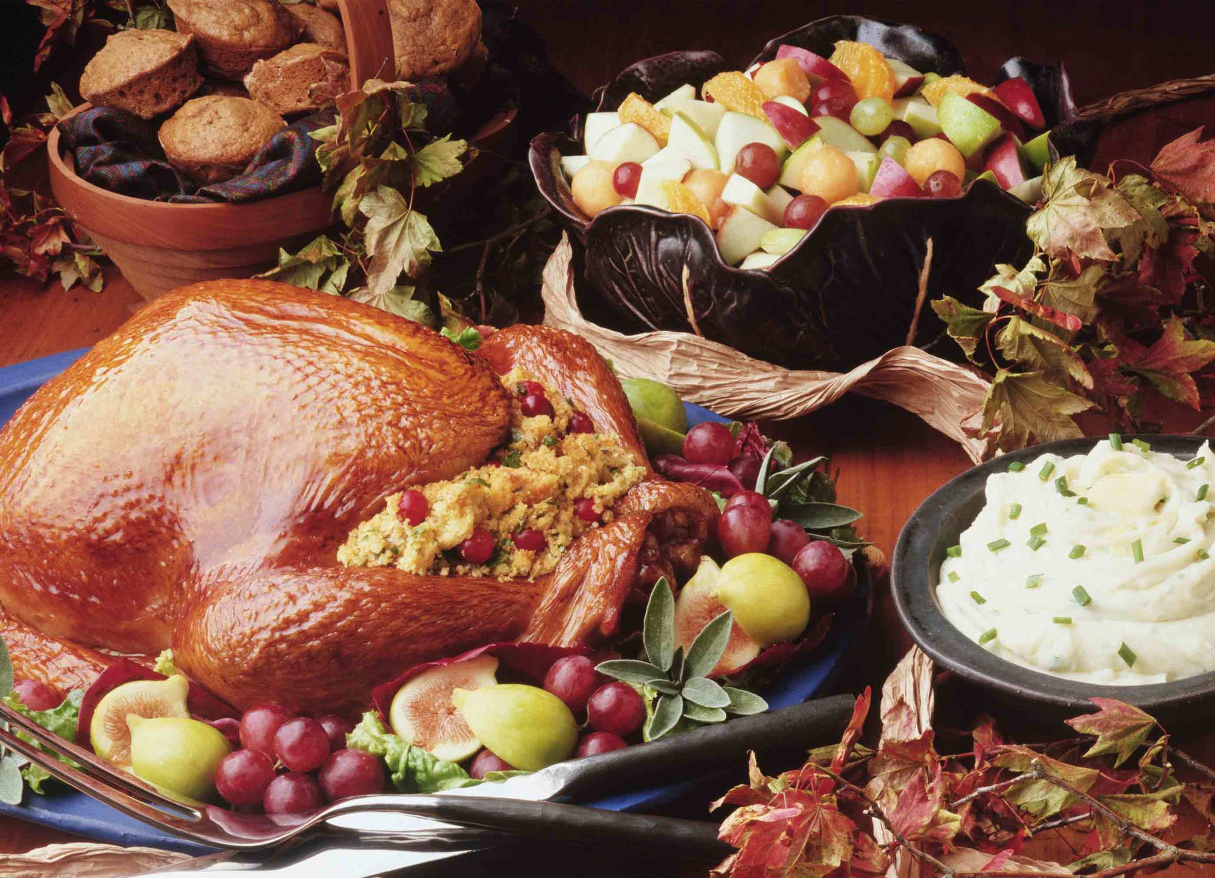 Feeding Our Neighbors: Thanksgiving Food Drive