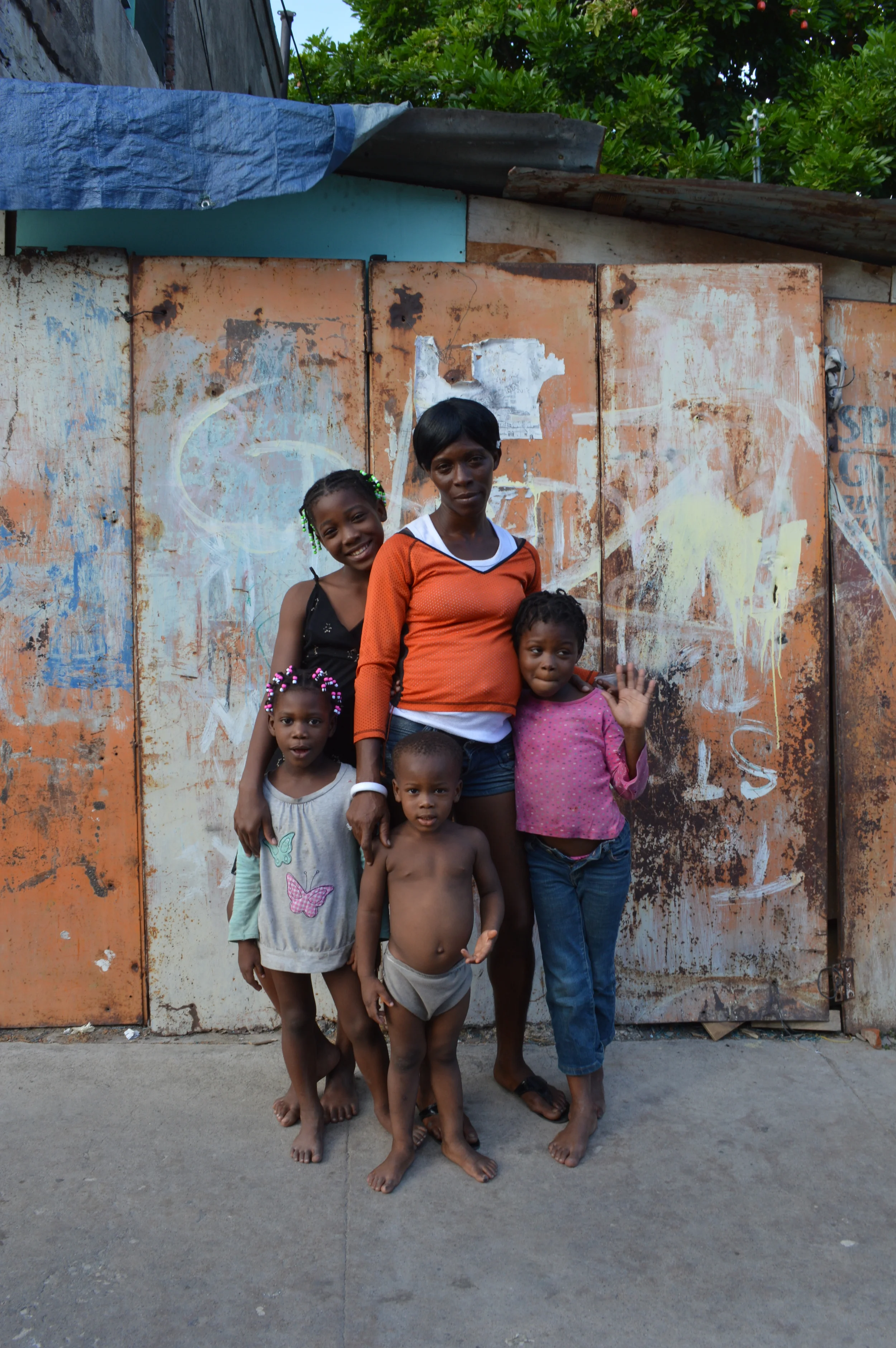  Opal and her kids. Digital photograph. 2014 