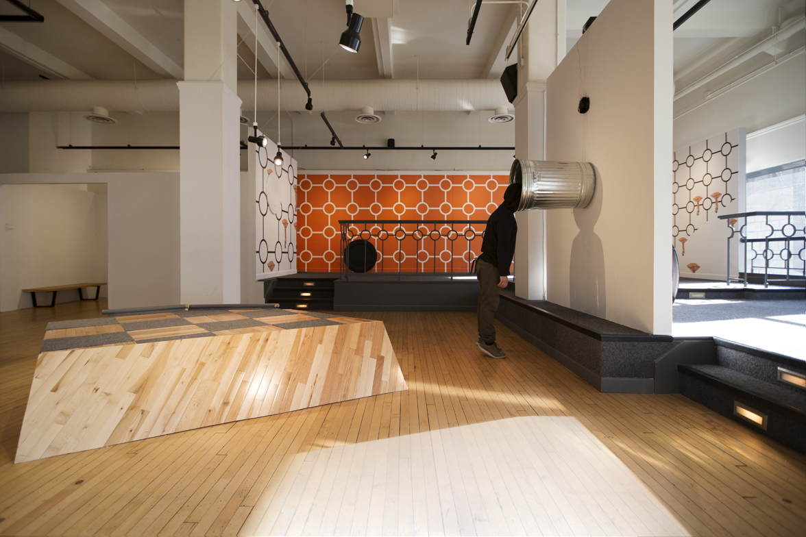 The Lounge: A Space in Decomposition
