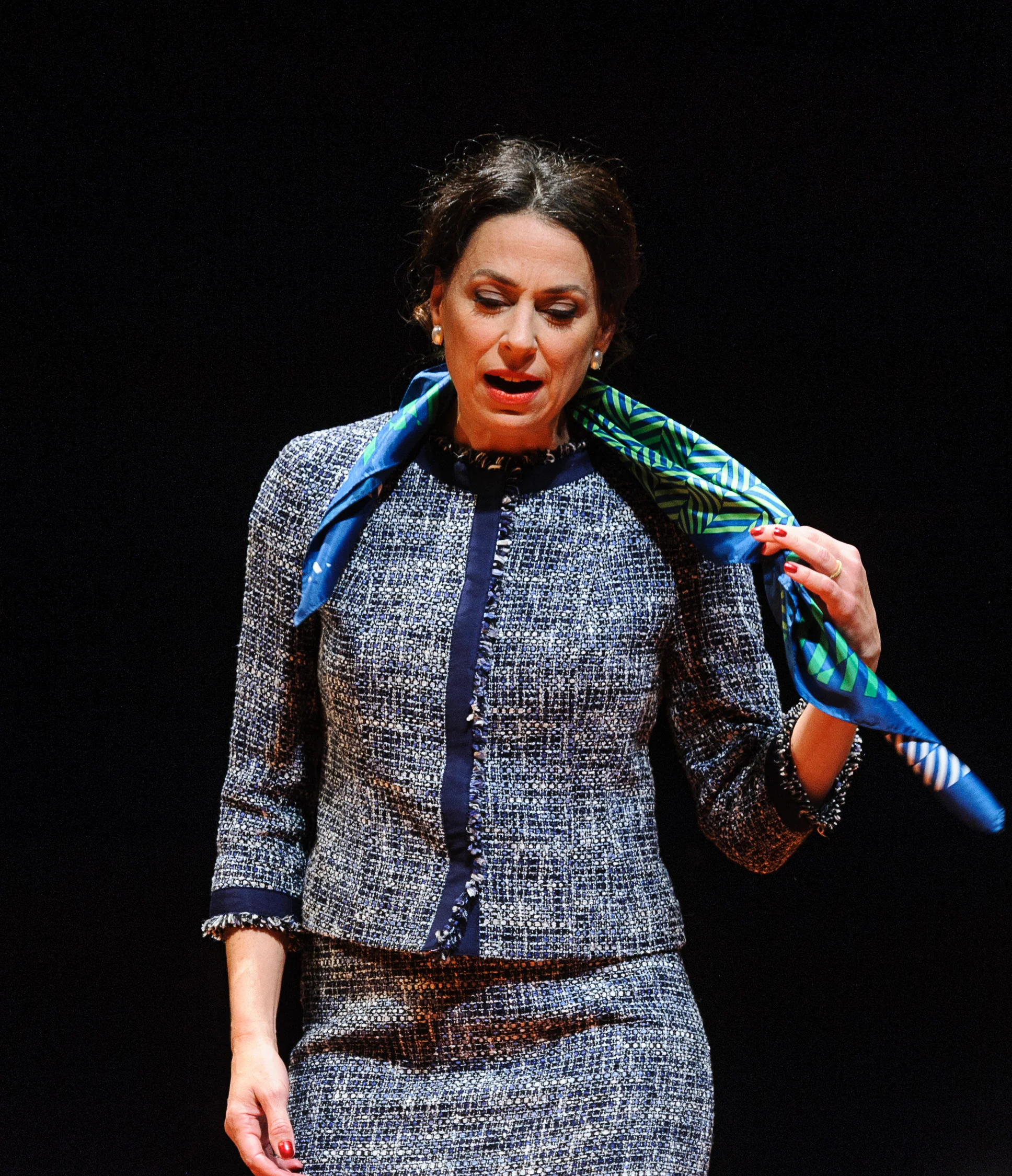 !!HSP Martha Scarf_Weston.JPG